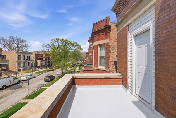 6139 S Saint Lawrence Avenue, Chicago, IL 60637