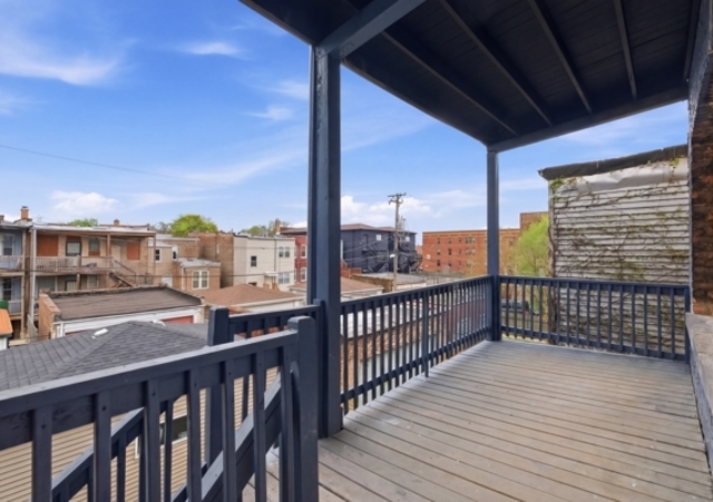 6139 S Saint Lawrence Avenue, Chicago, IL 60637