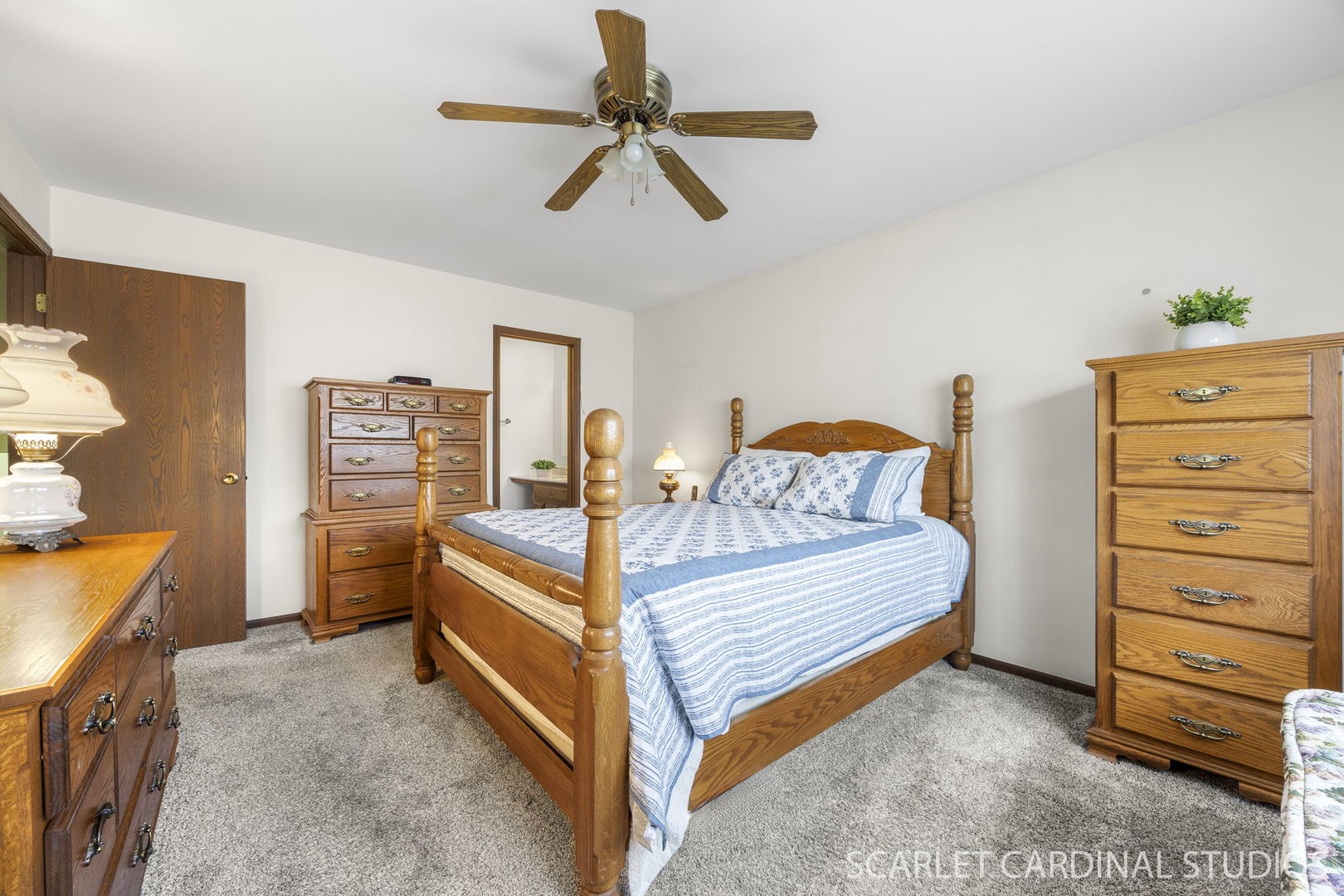 3433 Drover Lane, Darien, IL 60561