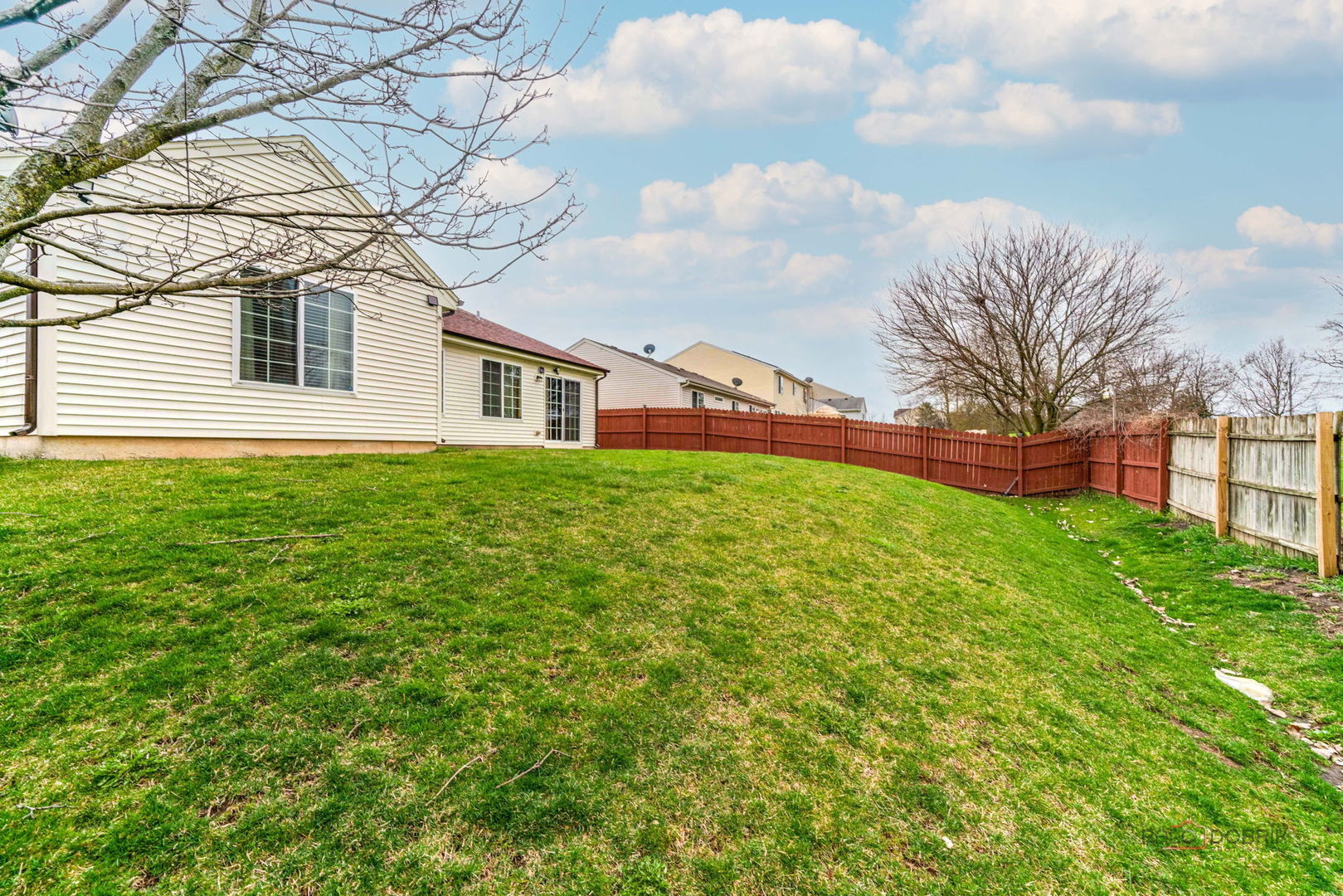 39806 Waterloo Drive, Beach Park, IL 60083