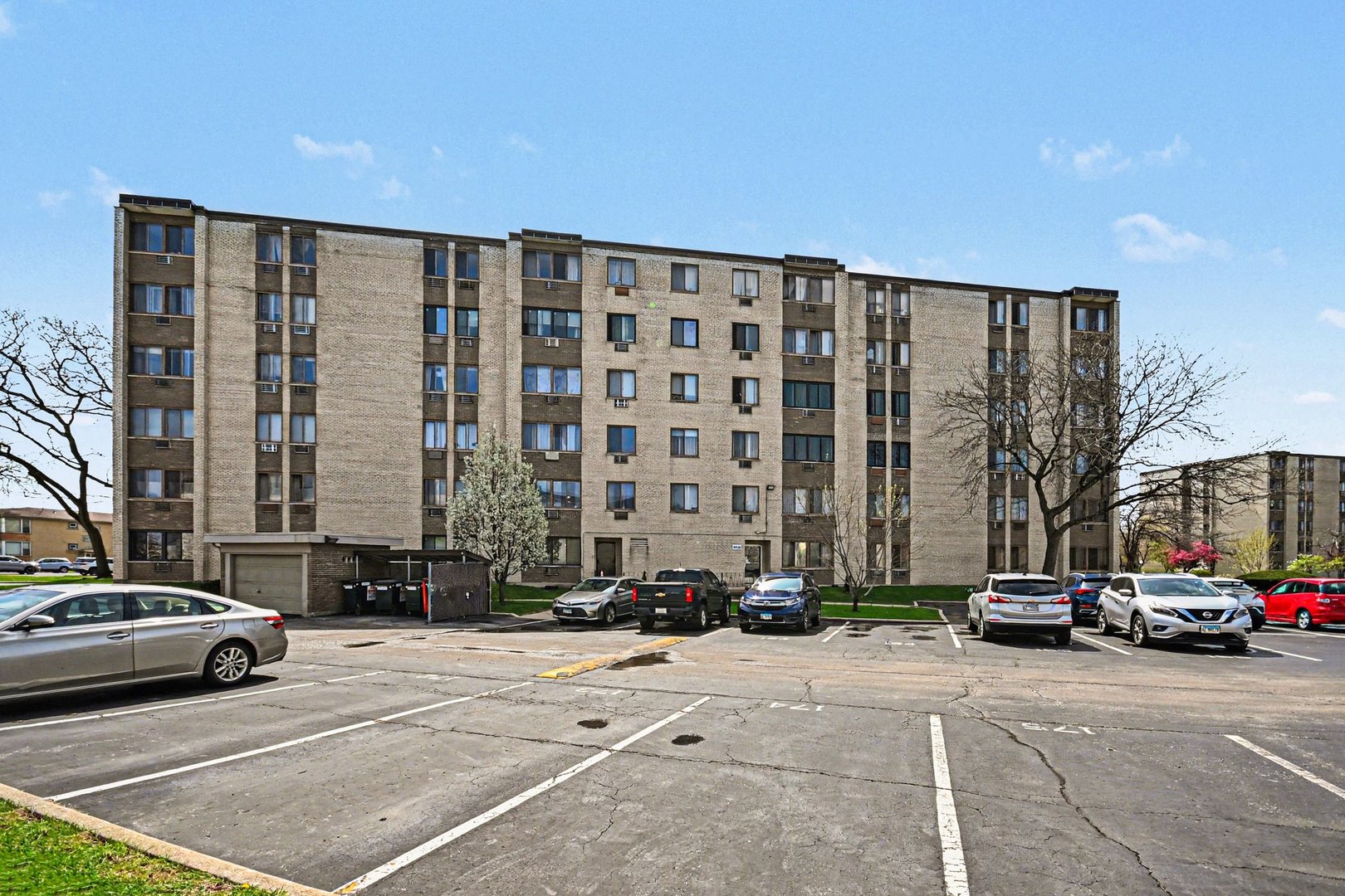 9720 S Pulaski Road #102, Oak Lawn, IL 60453