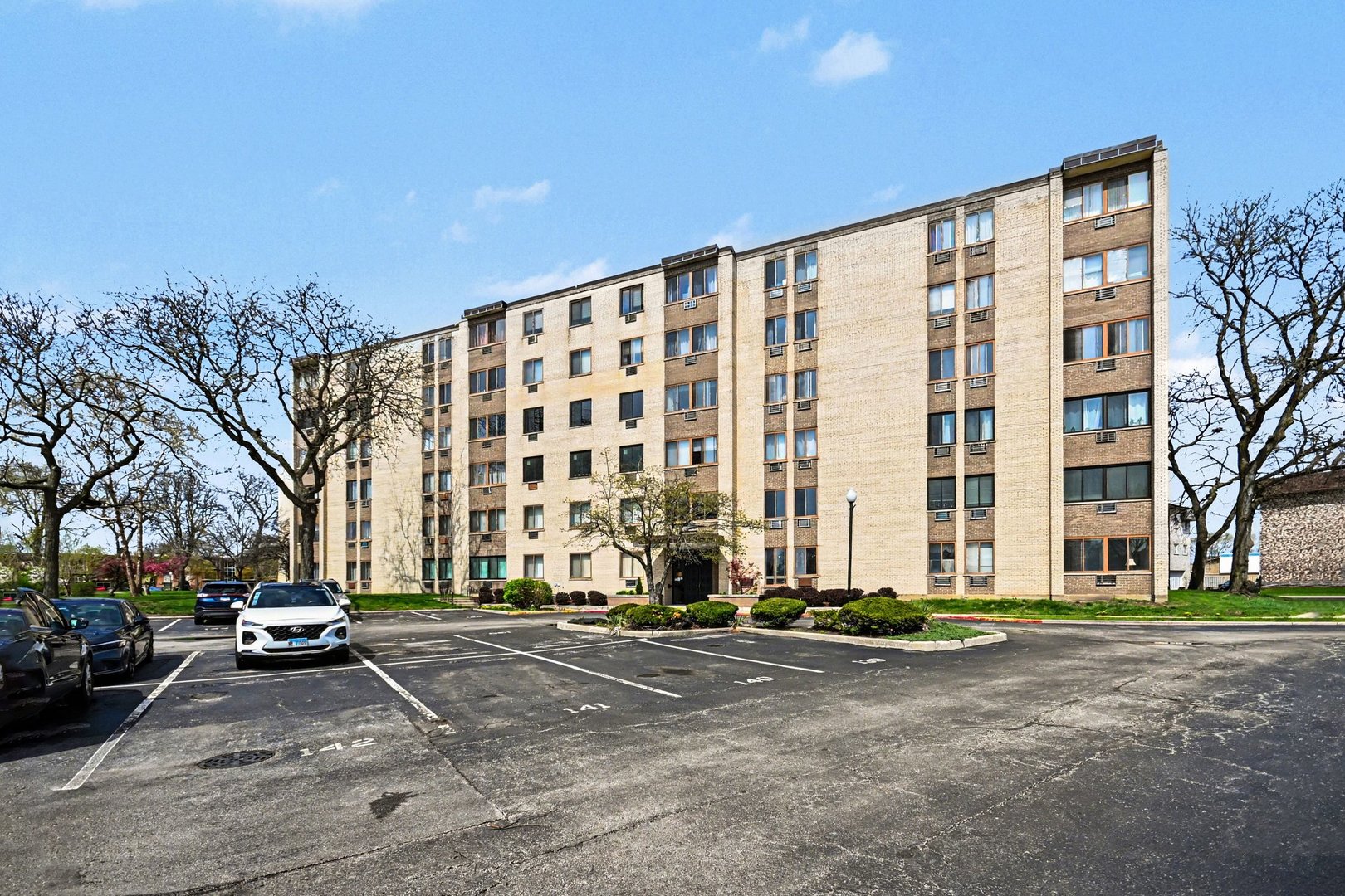 9720 S Pulaski Road #102, Oak Lawn, IL 60453
