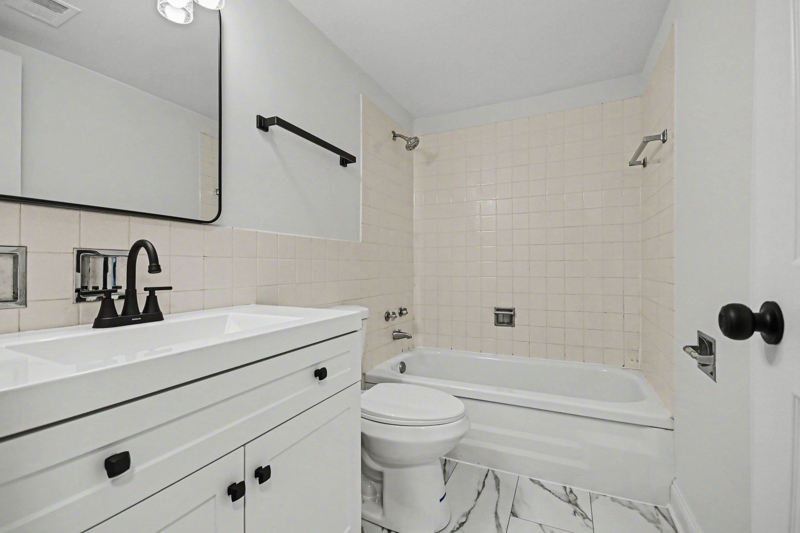 9720 S Pulaski Road #102, Oak Lawn, IL 60453