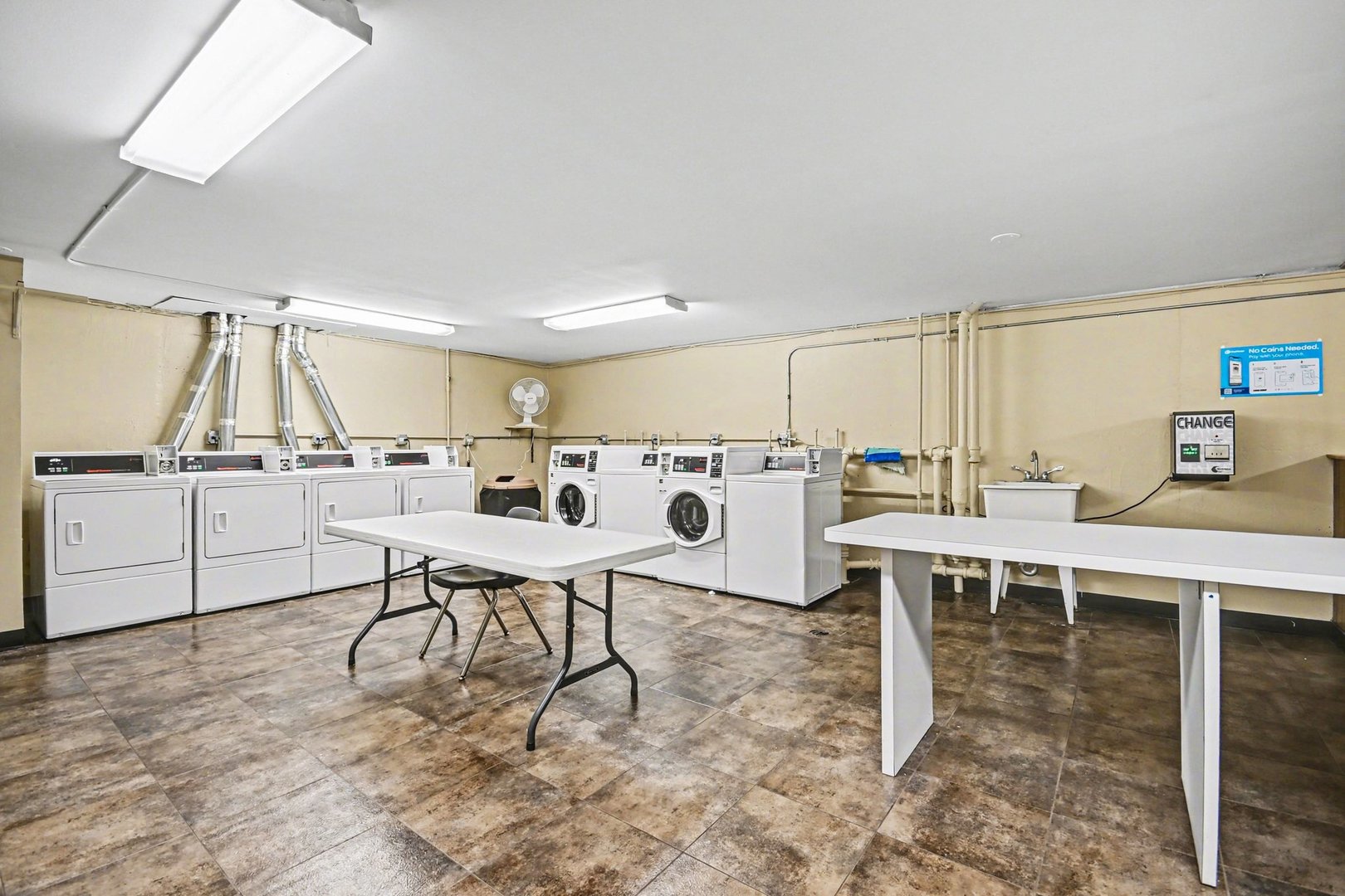 9720 S Pulaski Road #102, Oak Lawn, IL 60453