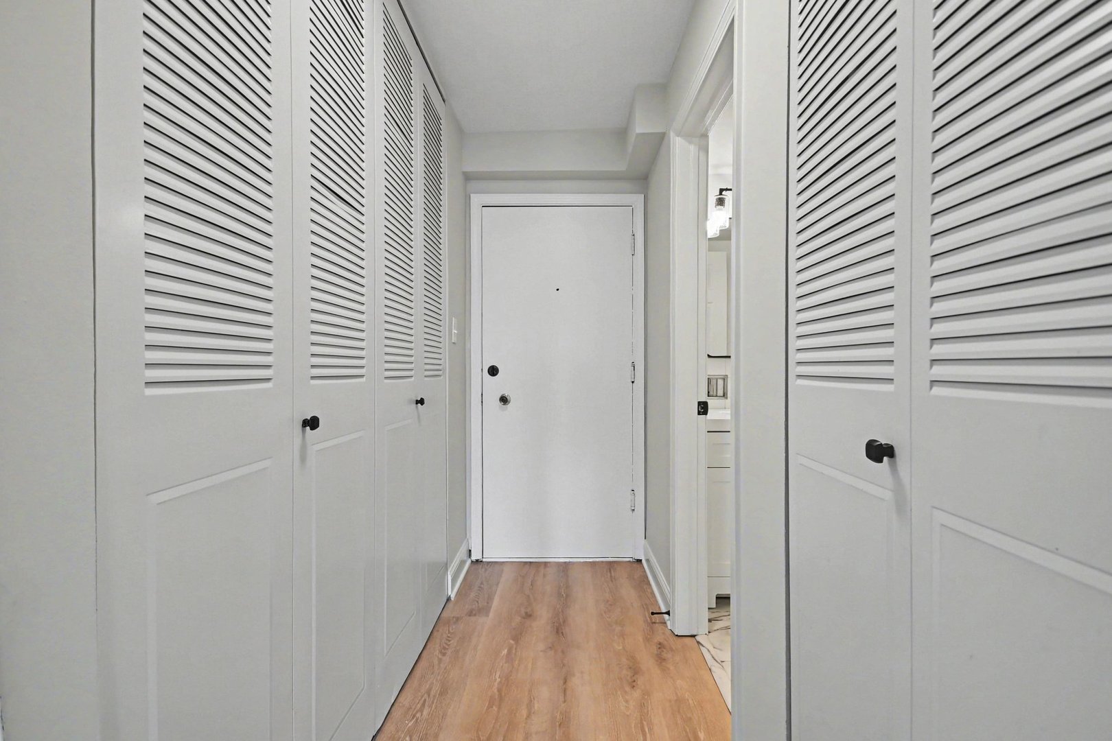 9720 S Pulaski Road #102, Oak Lawn, IL 60453