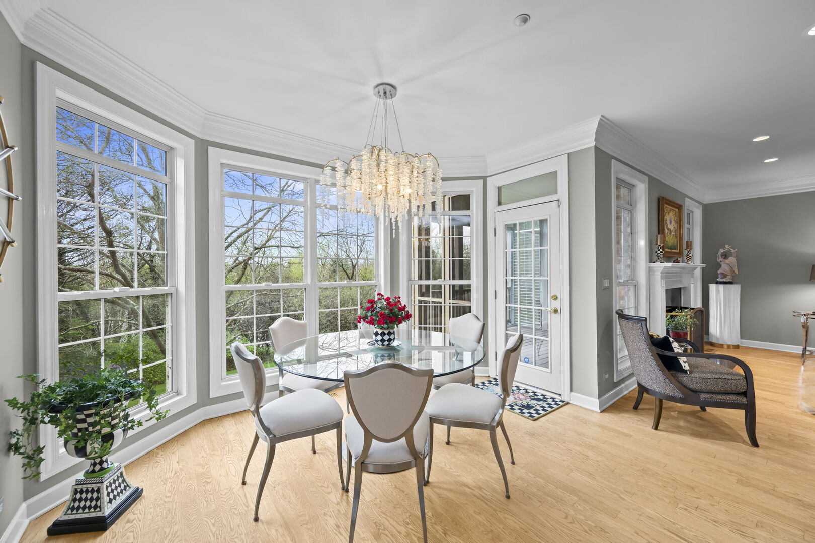 707 Stone Canyon Circle, Inverness, IL 60010