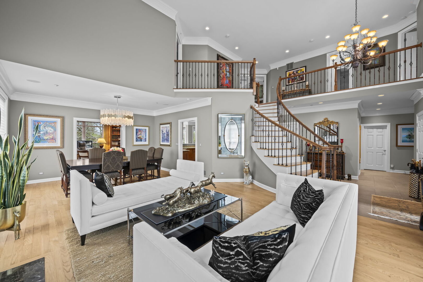 707 Stone Canyon Circle, Inverness, IL 60010