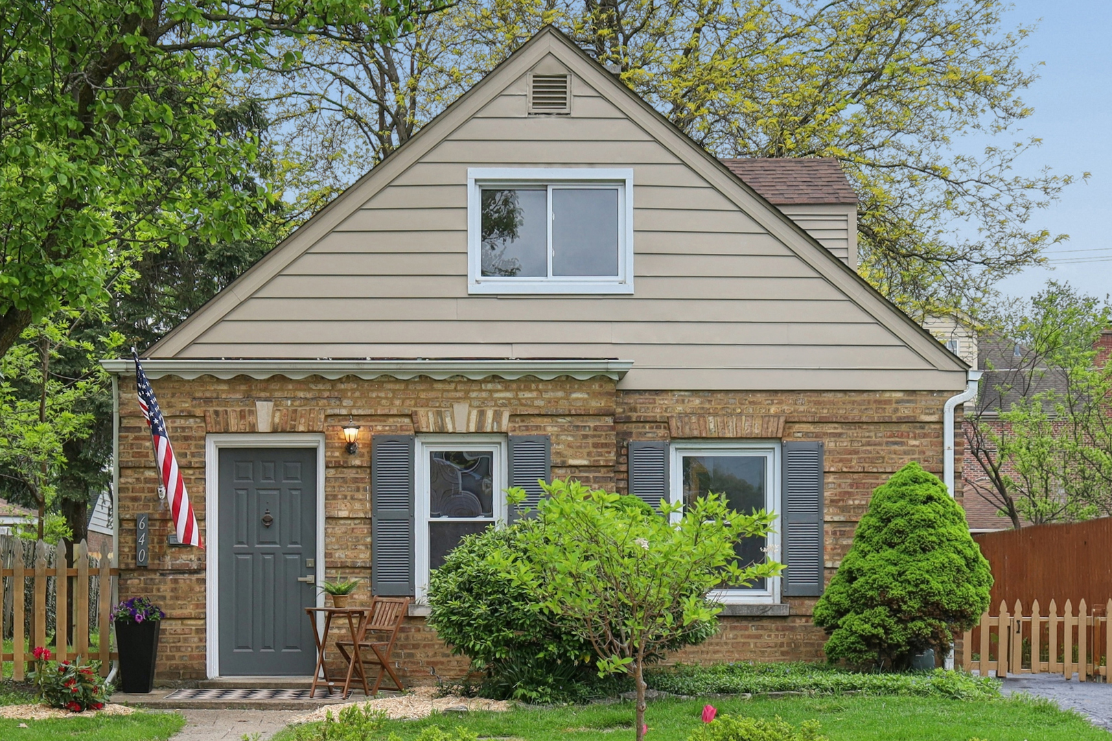 640 8th Avenue, La Grange, IL 60525