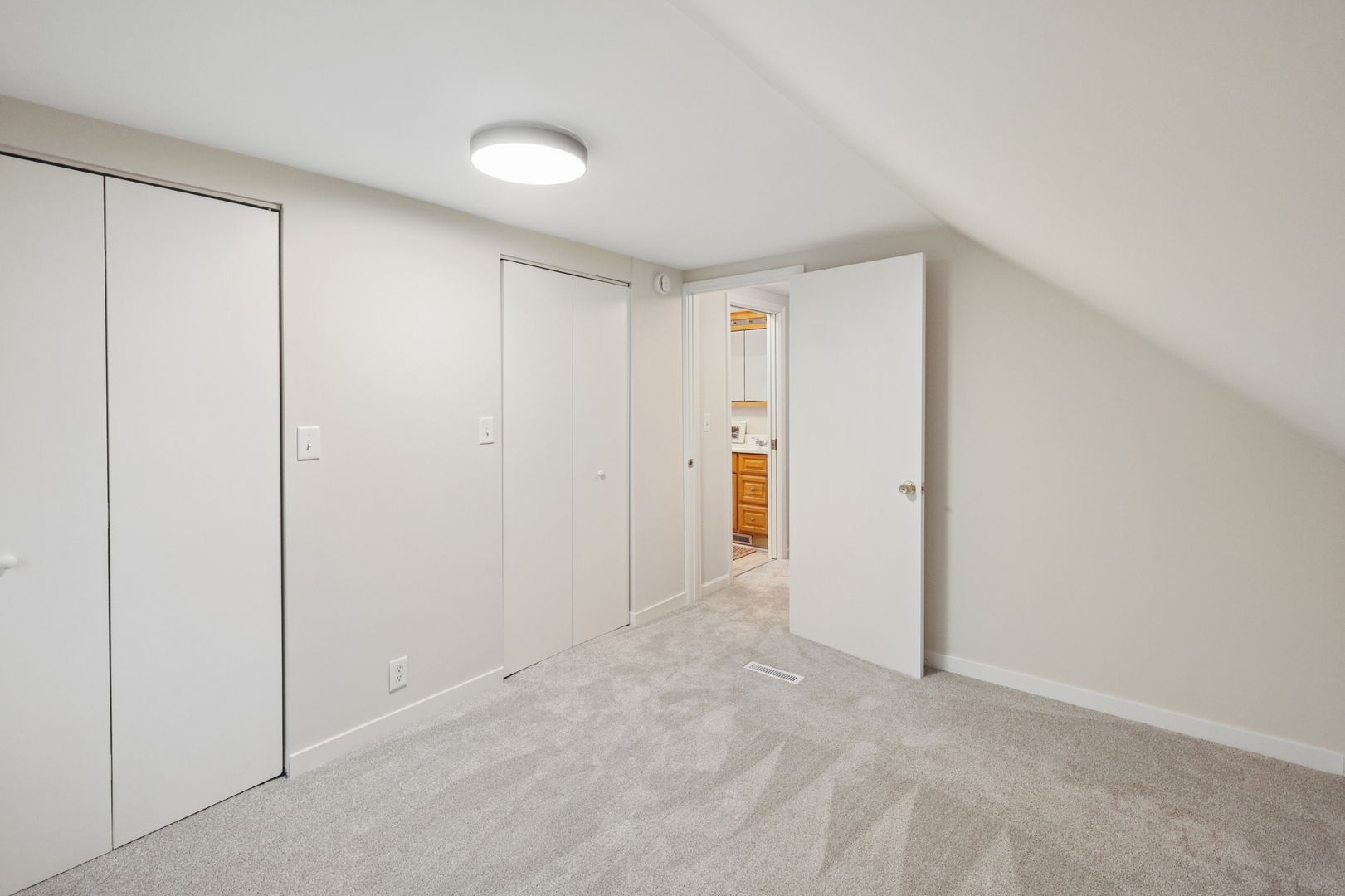 640 8th Avenue, La Grange, IL 60525