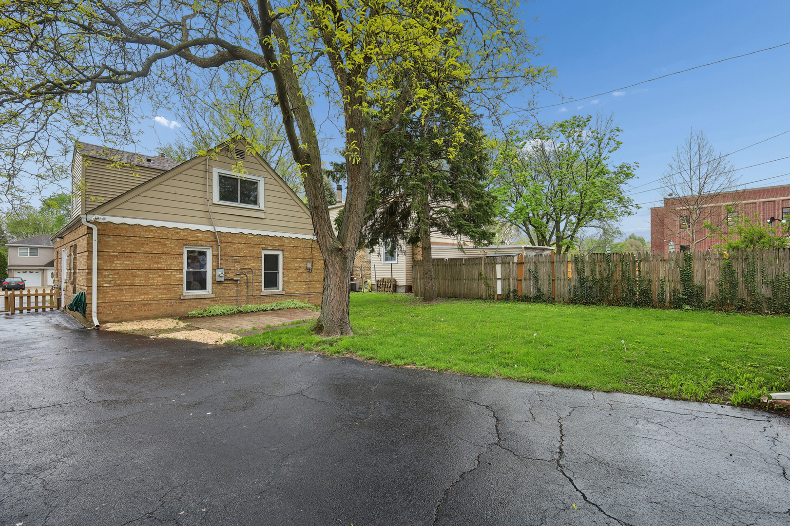 640 8th Avenue, La Grange, IL 60525