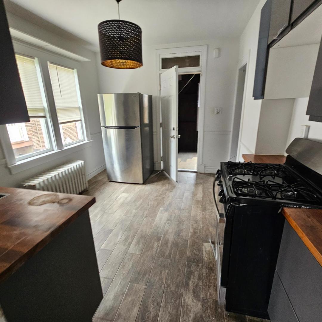 2626 W 96th Place, Evergreen Park, IL 60805