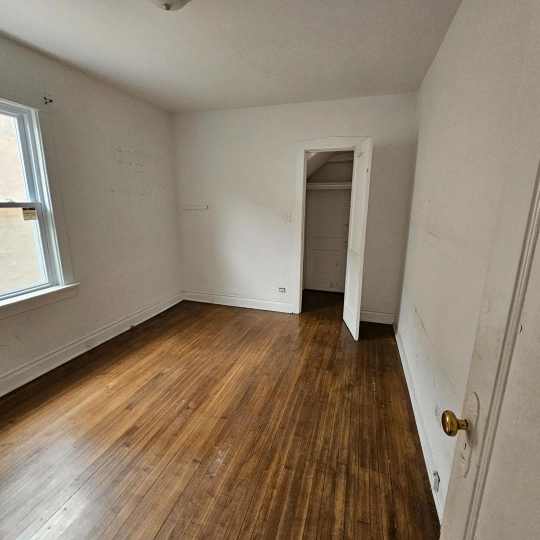 2626 W 96th Place, Evergreen Park, IL 60805