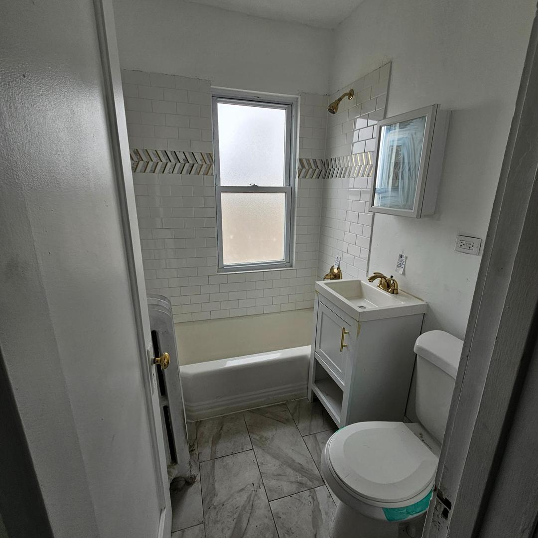 2626 W 96th Place, Evergreen Park, IL 60805