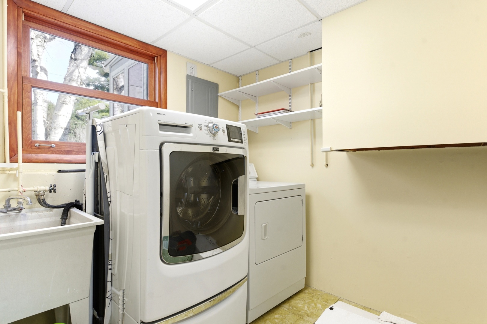 329 Tanoak Lane, Naperville, IL 60540