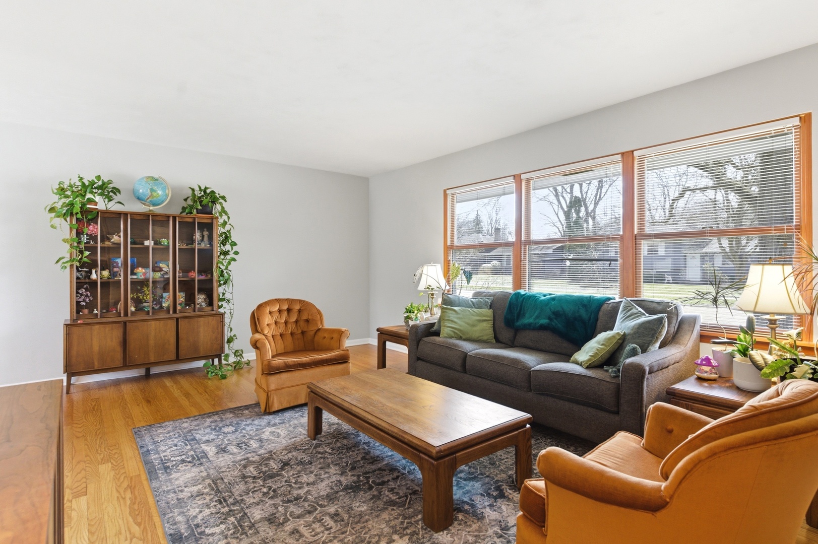 329 Tanoak Lane, Naperville, IL 60540