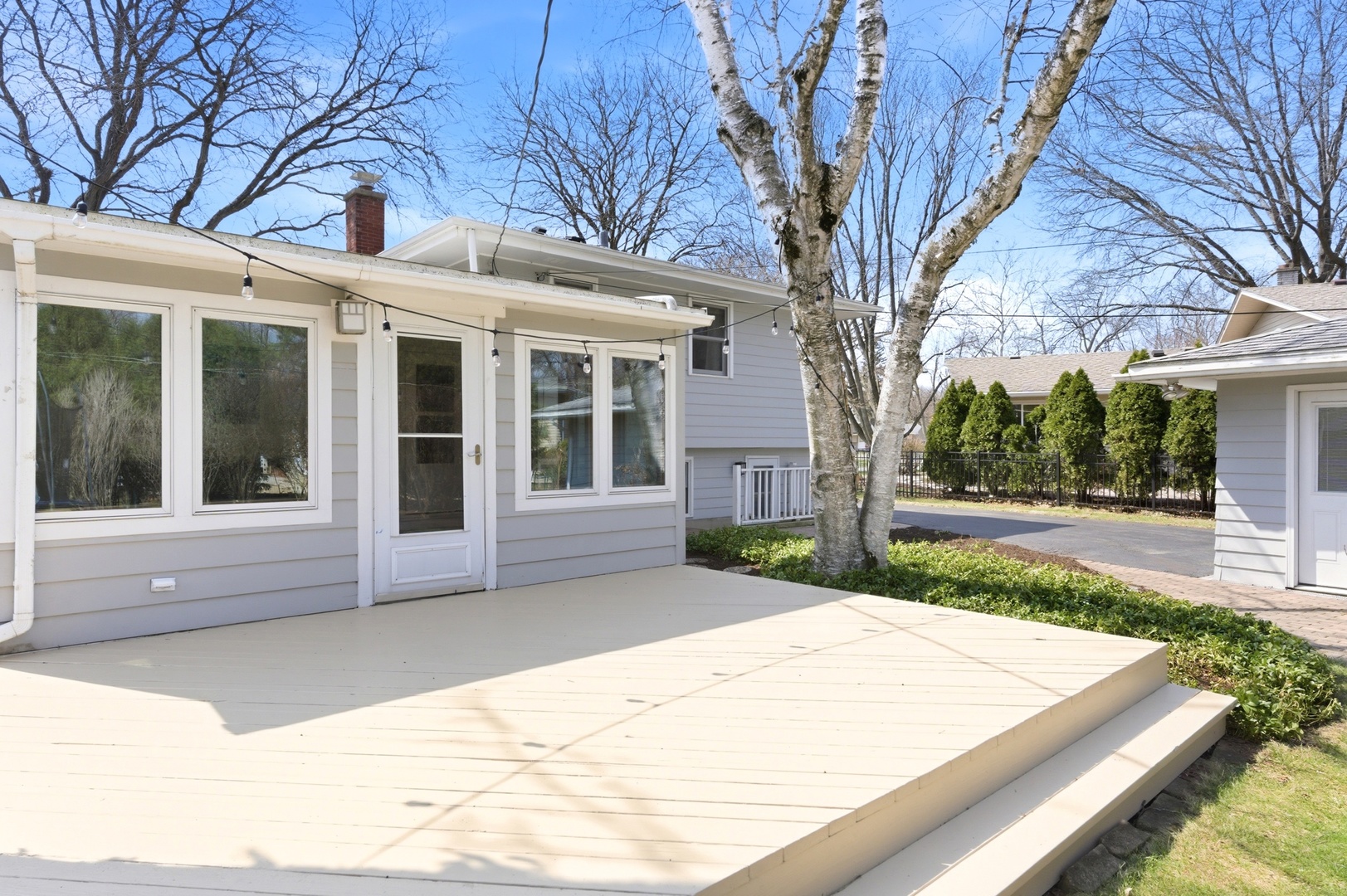 329 Tanoak Lane, Naperville, IL 60540