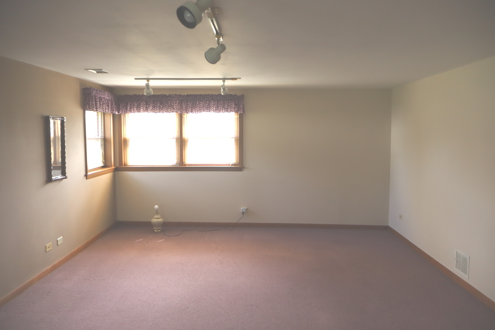 3846 W 157TH Street, Markham, IL 60428