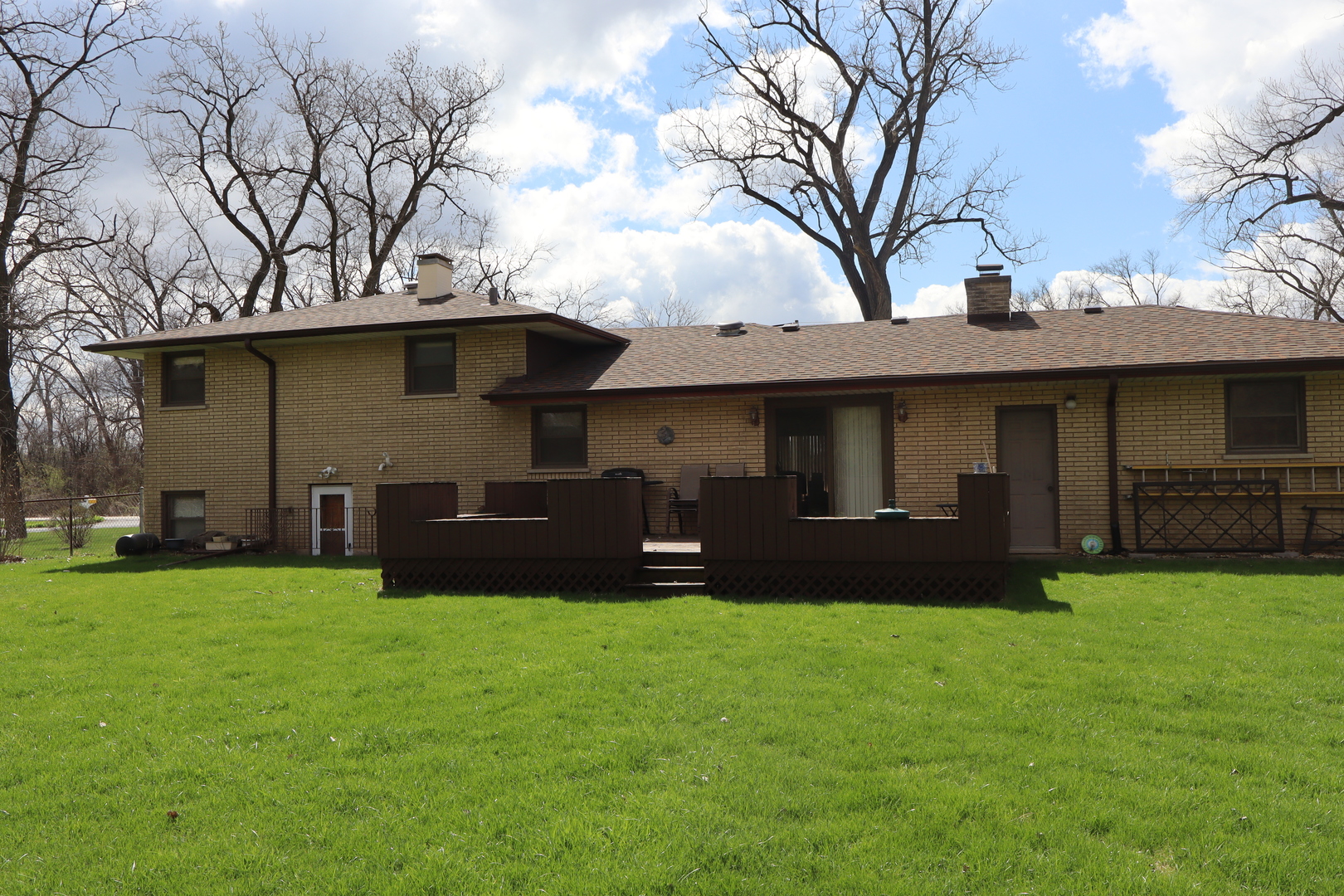 3846 W 157TH Street, Markham, IL 60428