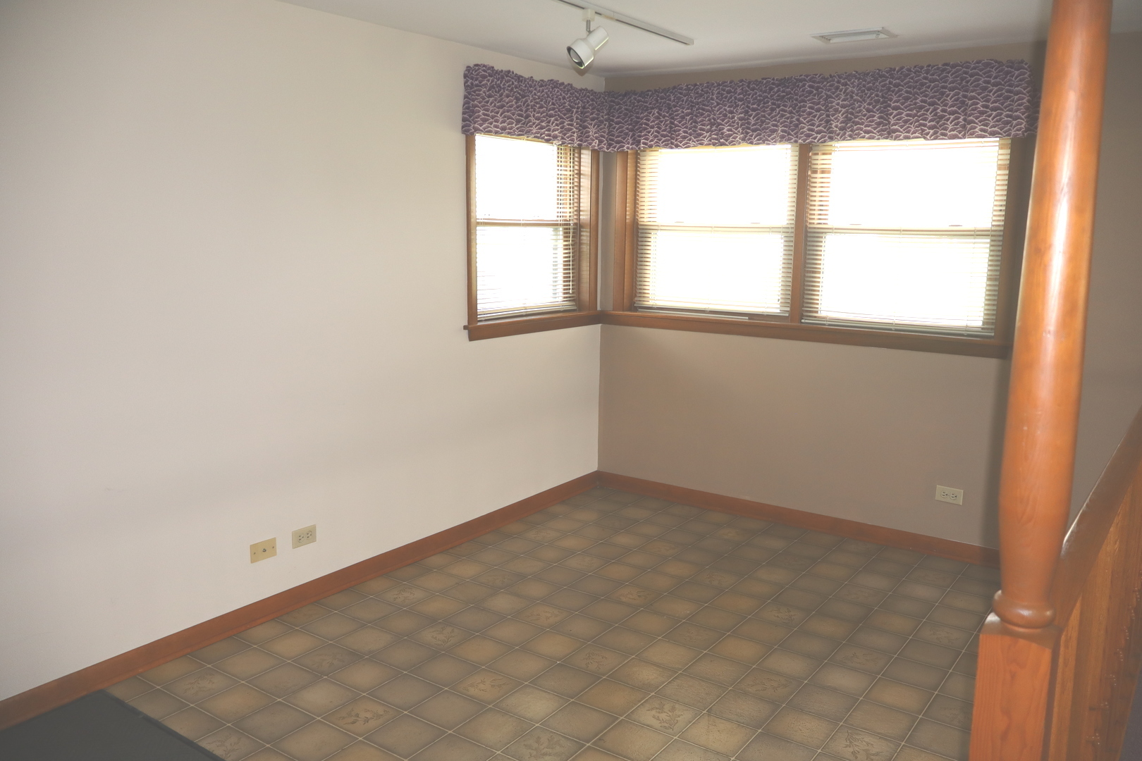 3846 W 157TH Street, Markham, IL 60428