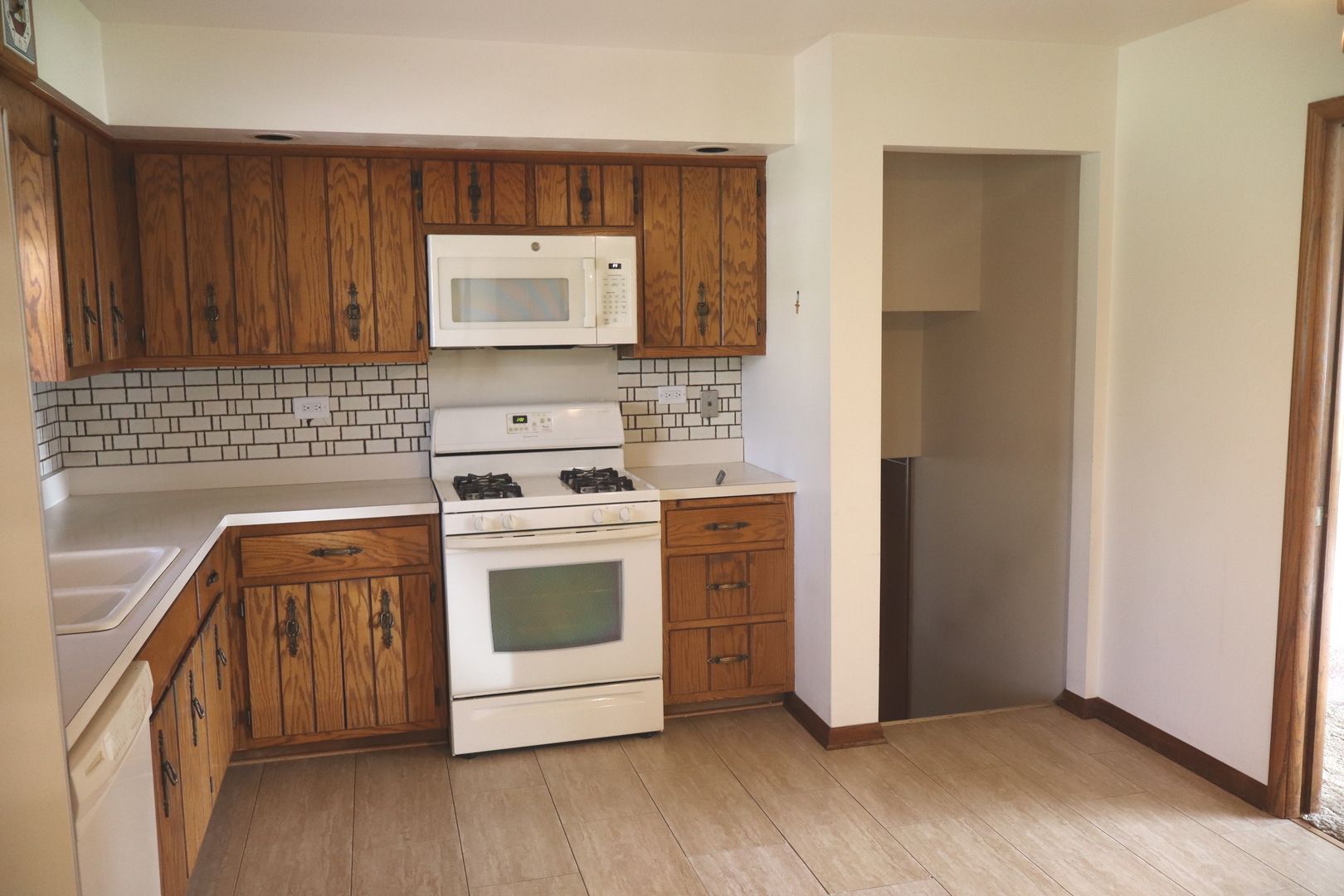 3846 W 157TH Street, Markham, IL 60428