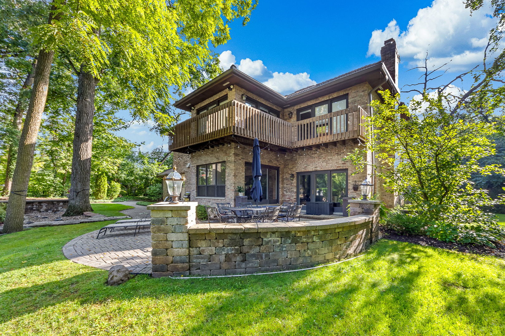 5454 Lee Avenue, Downers Grove, IL 60515