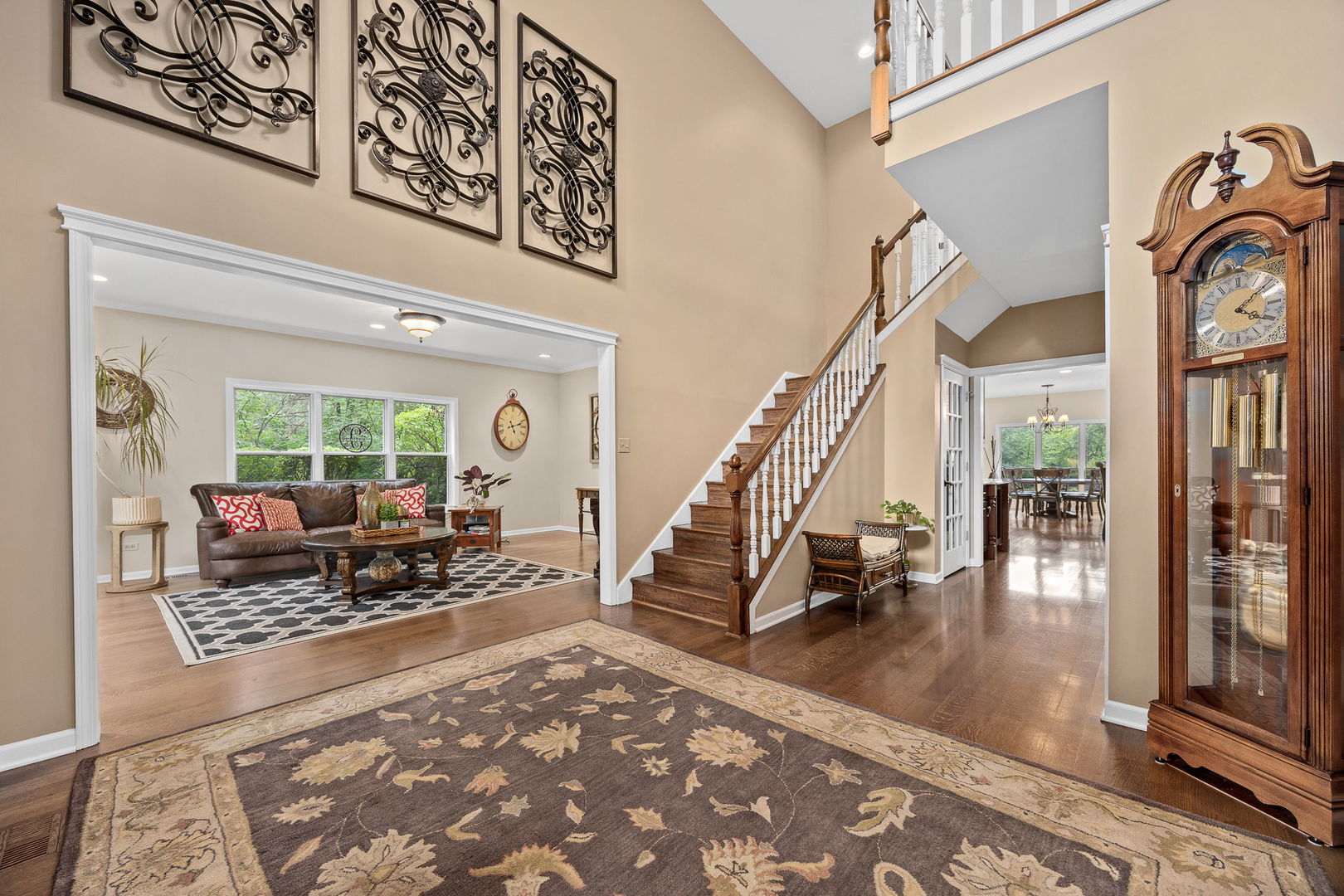 5454 Lee Avenue, Downers Grove, IL 60515