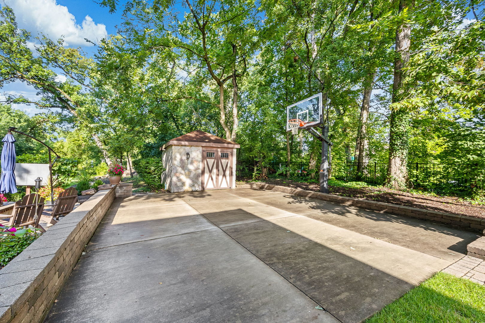 5454 Lee Avenue, Downers Grove, IL 60515