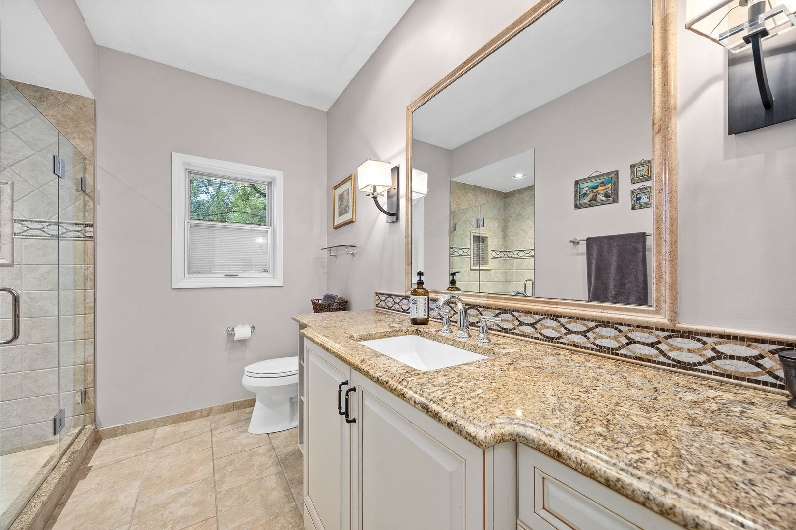 5454 Lee Avenue, Downers Grove, IL 60515