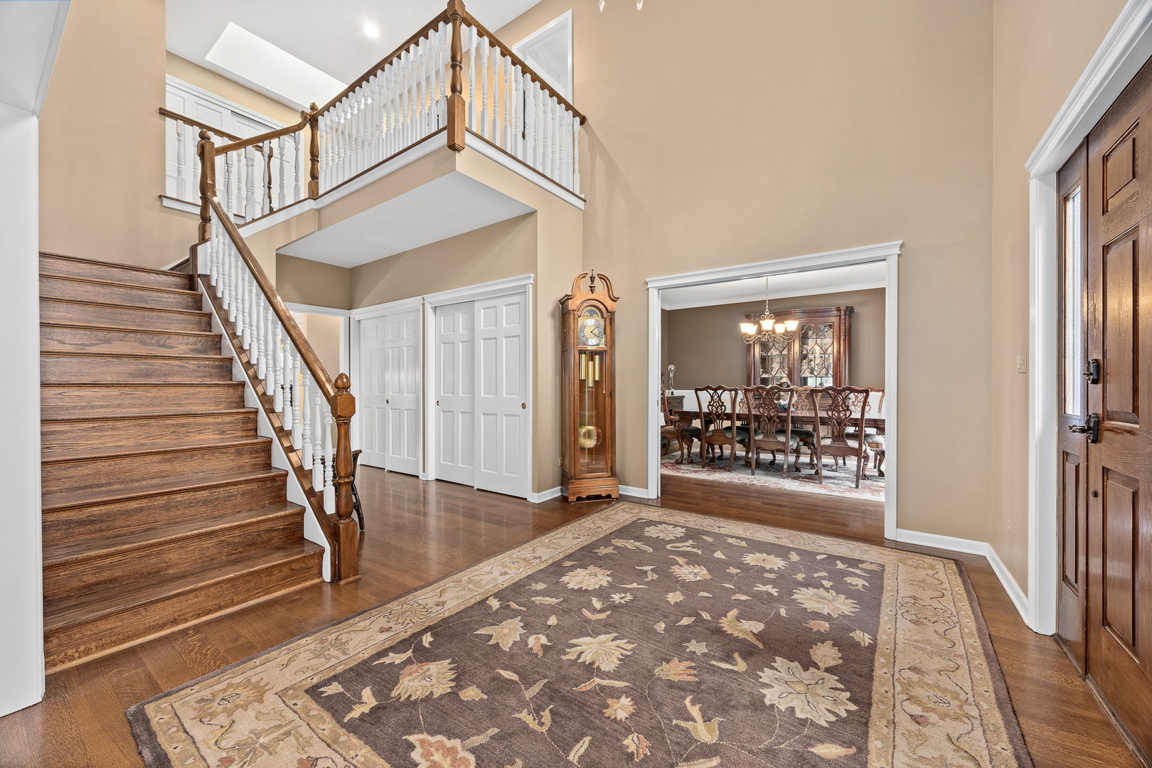 5454 Lee Avenue, Downers Grove, IL 60515