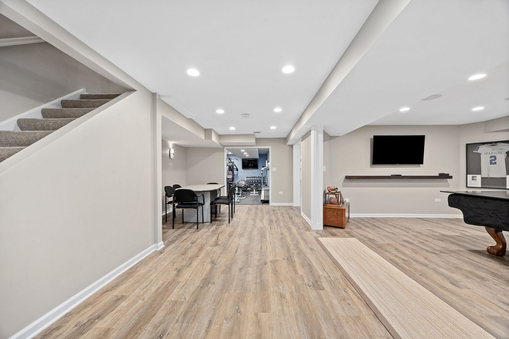 5454 Lee Avenue, Downers Grove, IL 60515