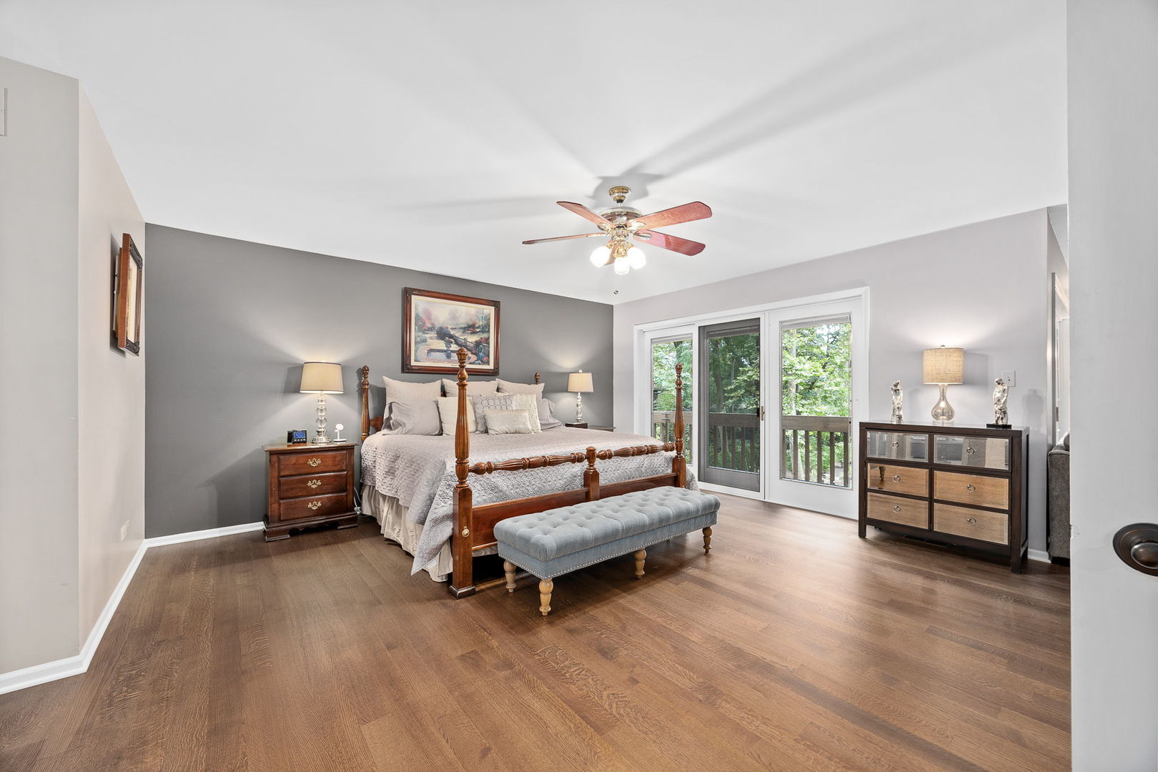 5454 Lee Avenue, Downers Grove, IL 60515