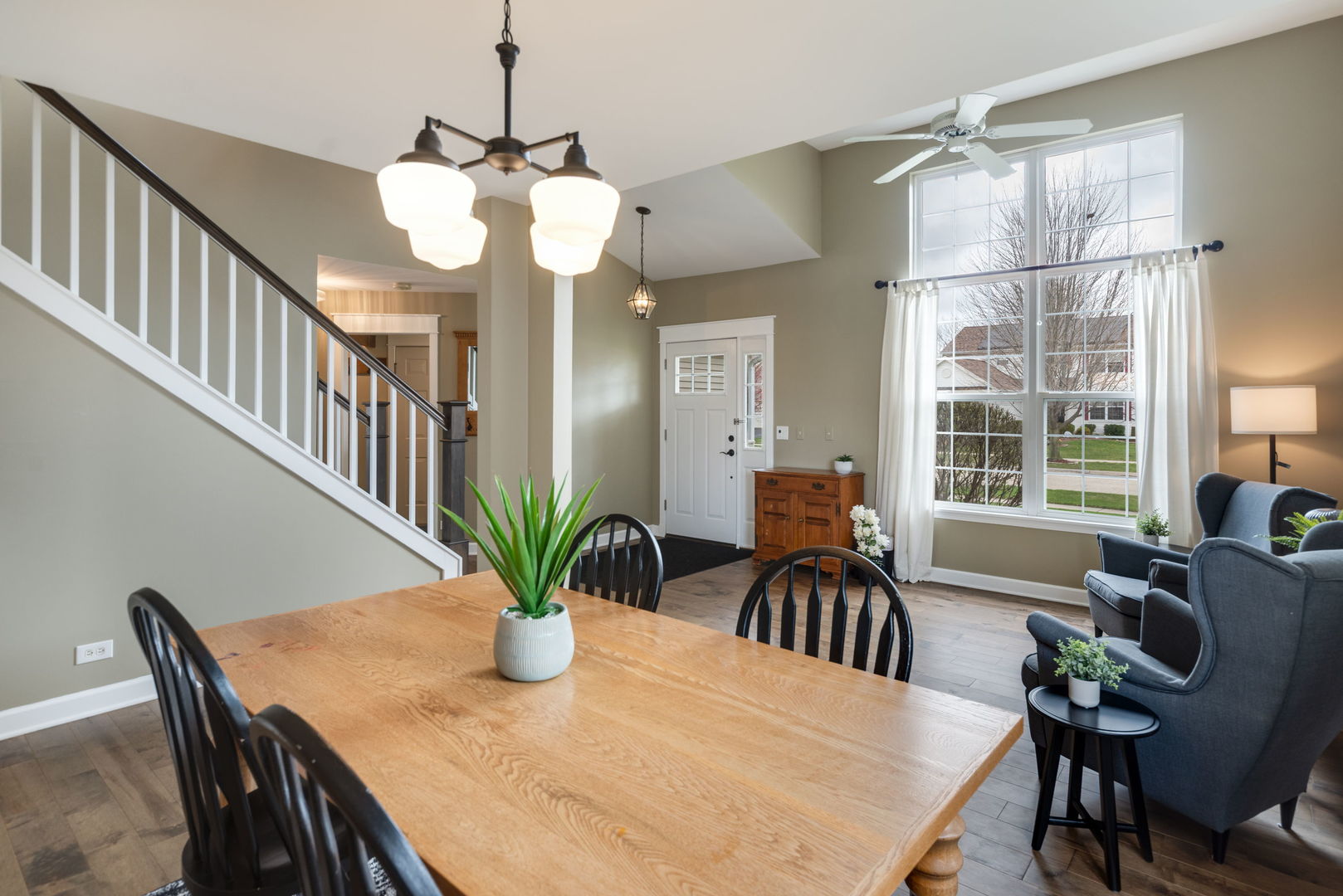 34250 N Wineberry Lane, Round Lake, IL 60073