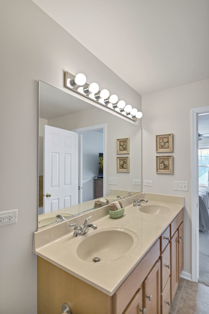 320 W Wood Street, Palatine, IL 60067