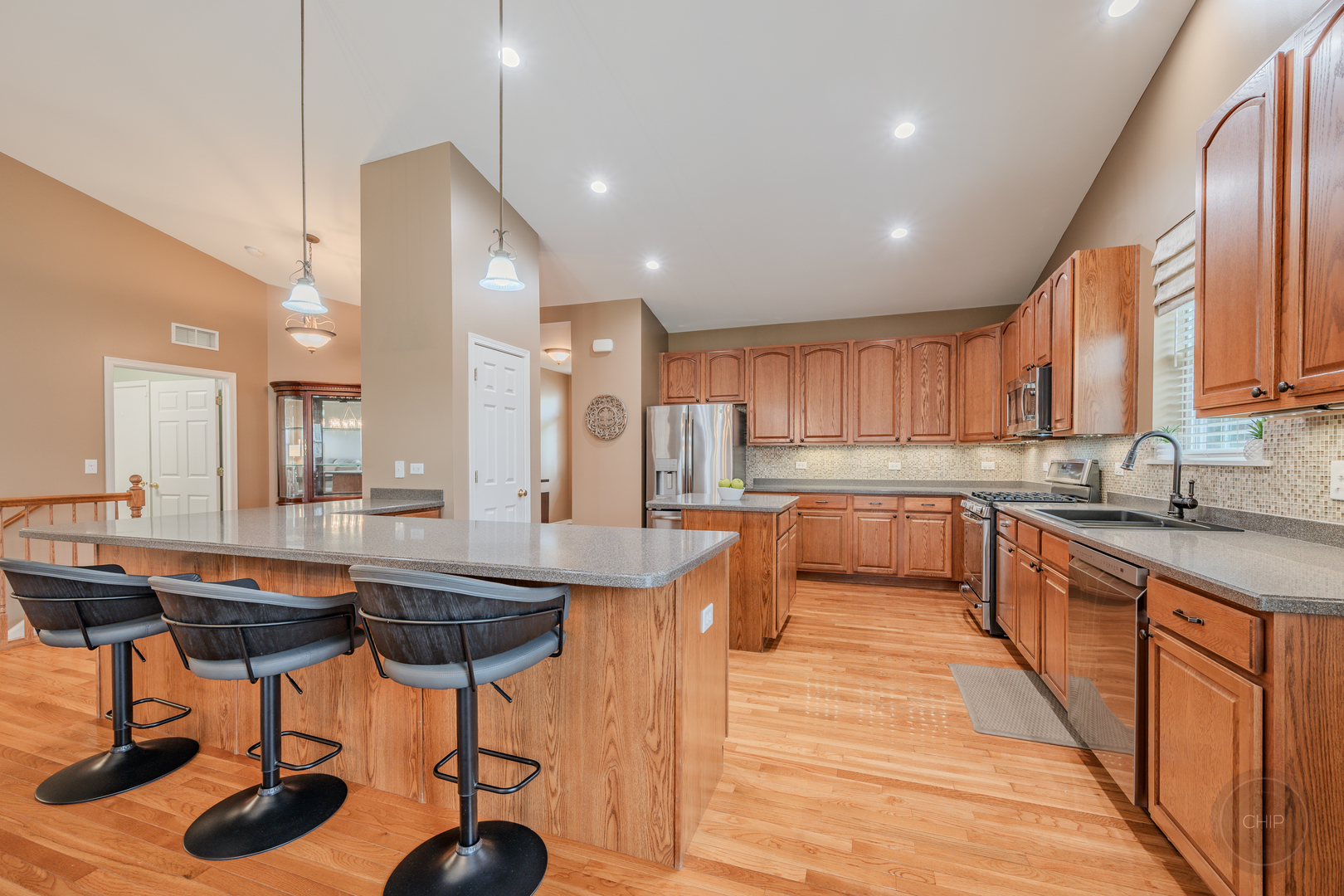 1187 Patrick Henry Parkway, Bolingbrook, IL 60490