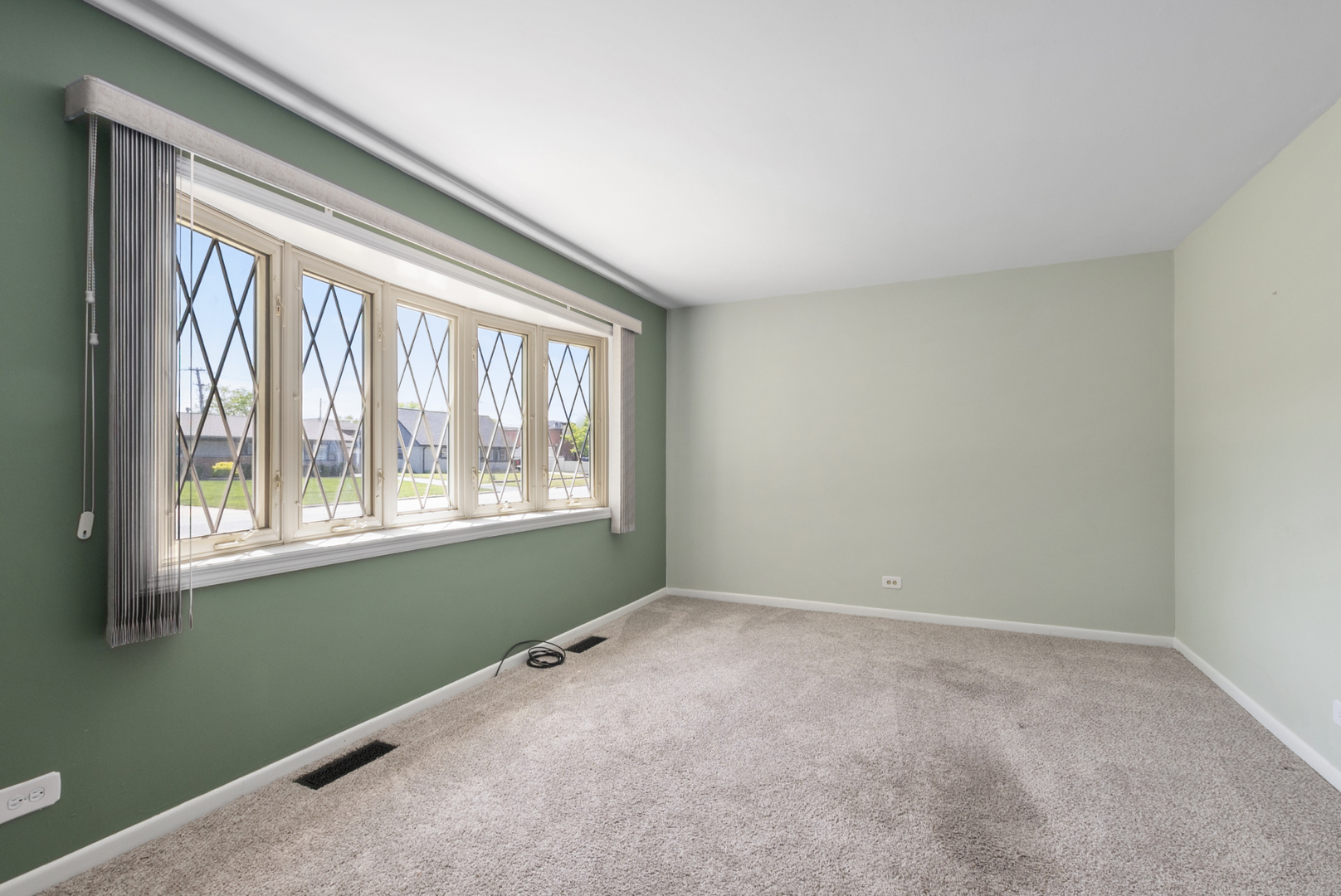 7118 Stanford Drive, Bridgeview, IL 60455