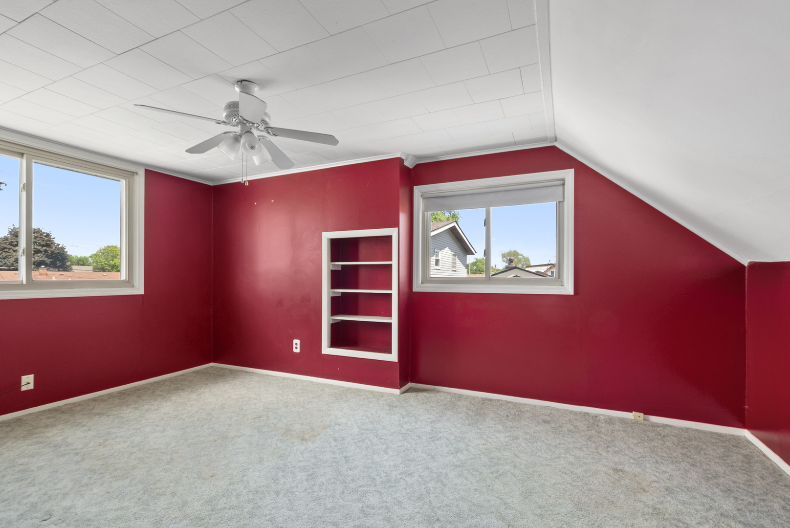 7118 Stanford Drive, Bridgeview, IL 60455