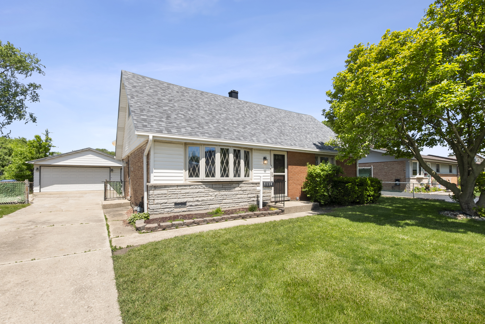 7118 Stanford Drive, Bridgeview, IL 60455