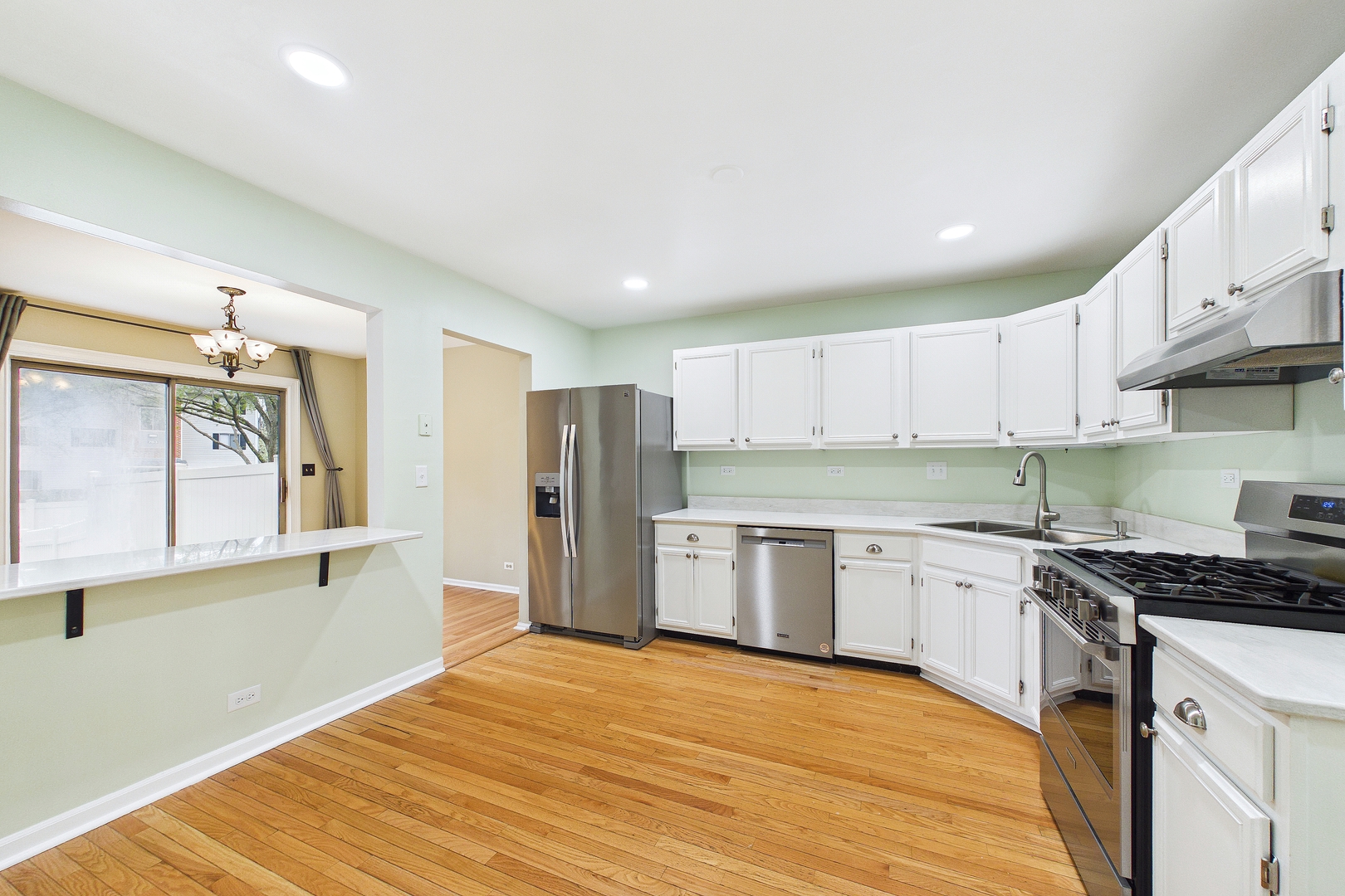 2056 Yellow Daisy Court, Naperville, IL 60563