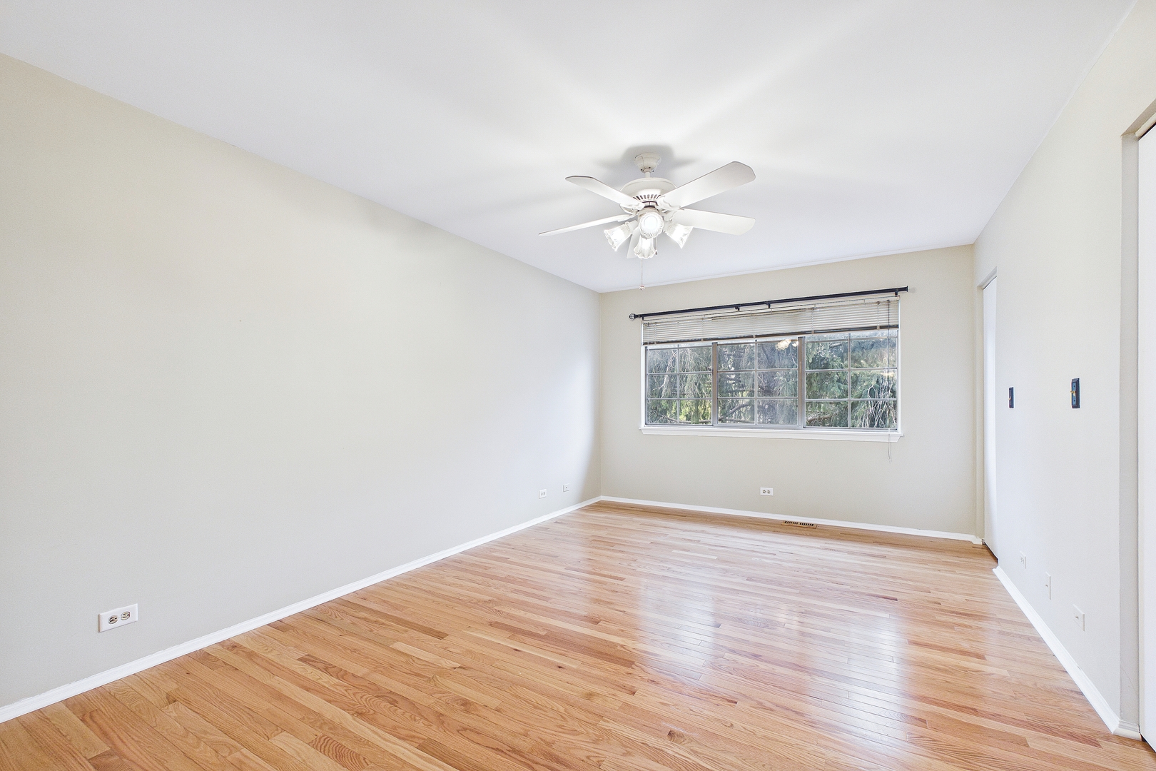 2056 Yellow Daisy Court, Naperville, IL 60563