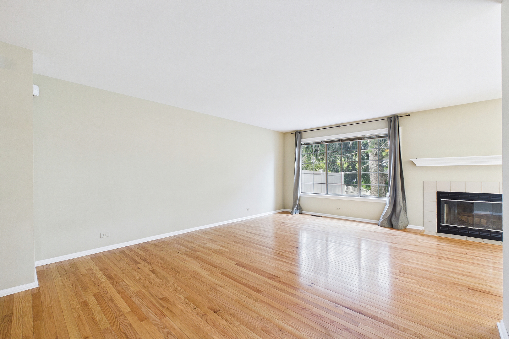 2056 Yellow Daisy Court, Naperville, IL 60563