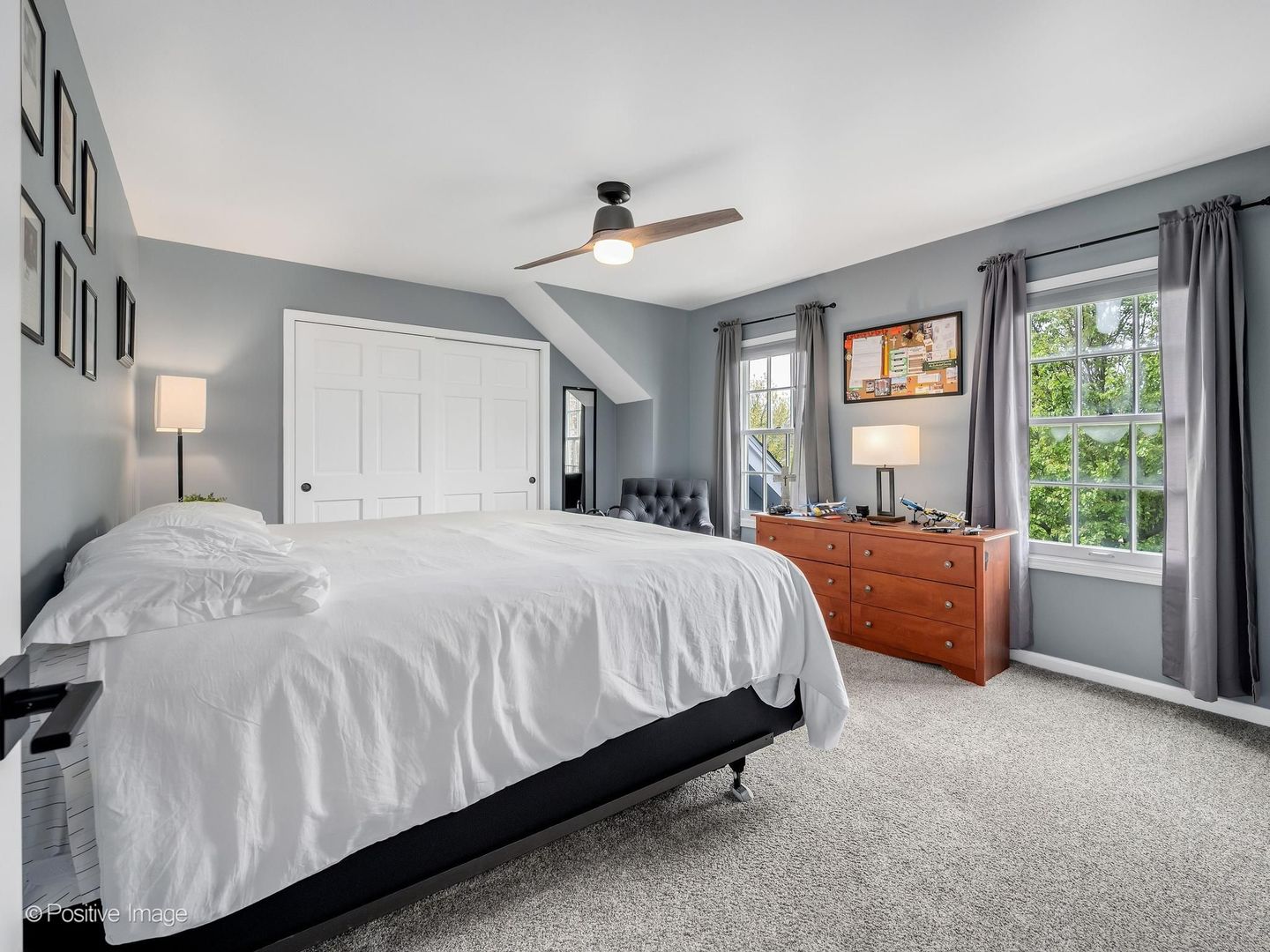 2017 Somerset Lane, Wheaton, IL 60189