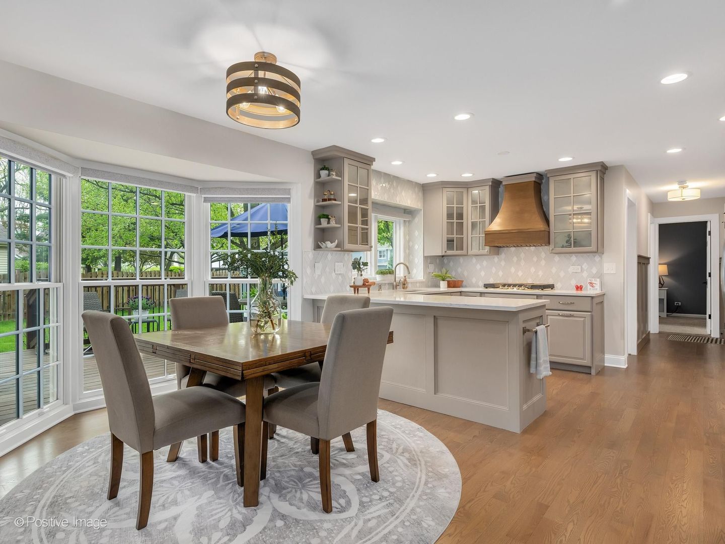 2017 Somerset Lane, Wheaton, IL 60189