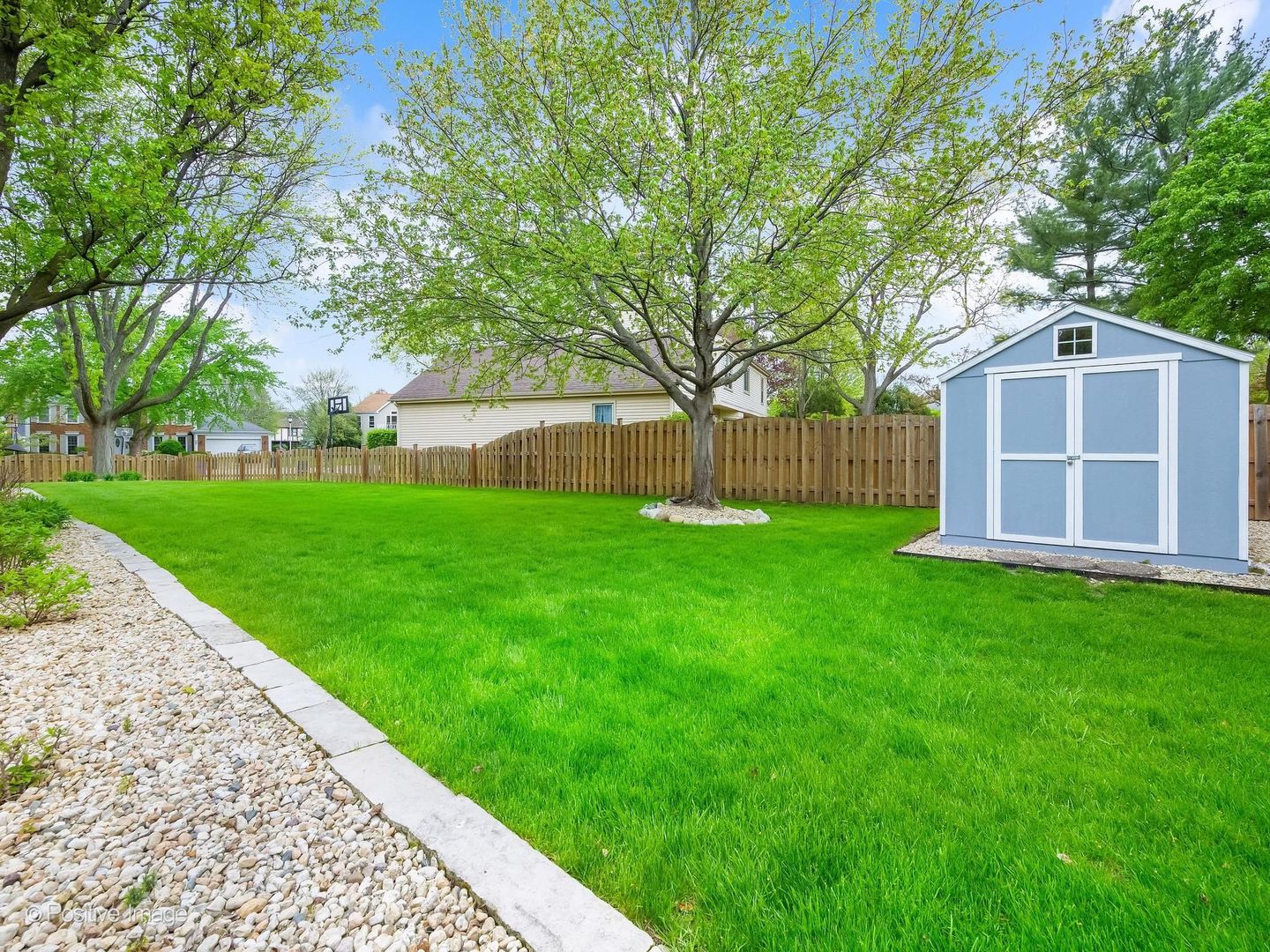 2017 Somerset Lane, Wheaton, IL 60189