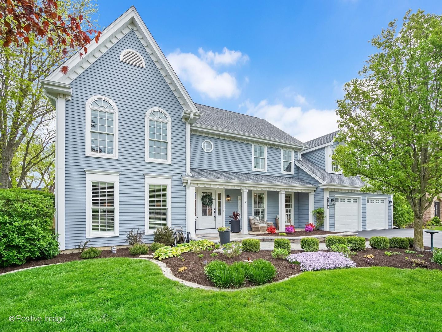 2017 Somerset Lane, Wheaton, IL 60189