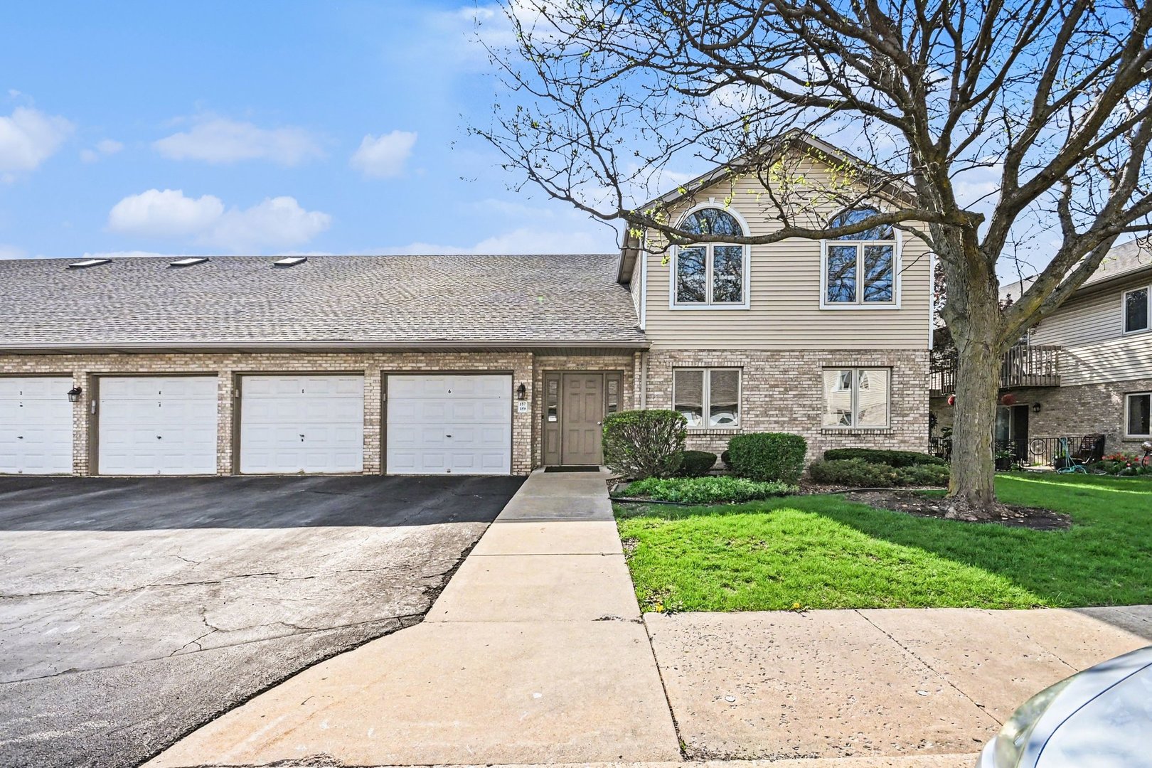 157 Saenz Lane #157, Joliet, IL 60436