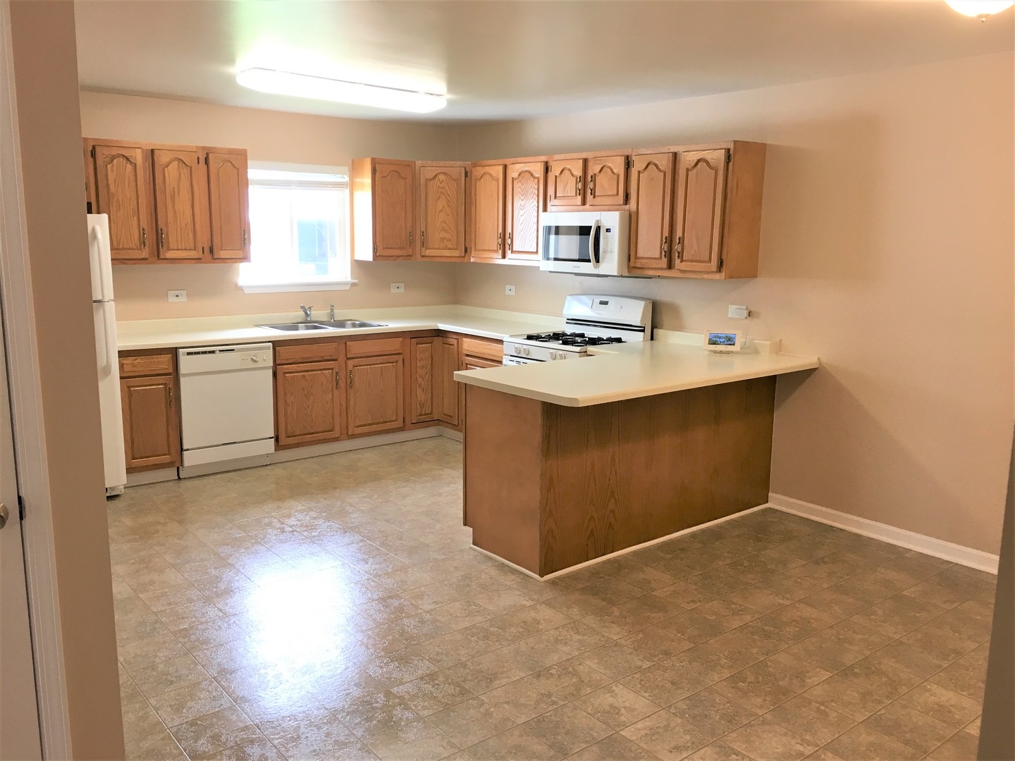 516-520 Stilson Street, Earlville, IL 60518