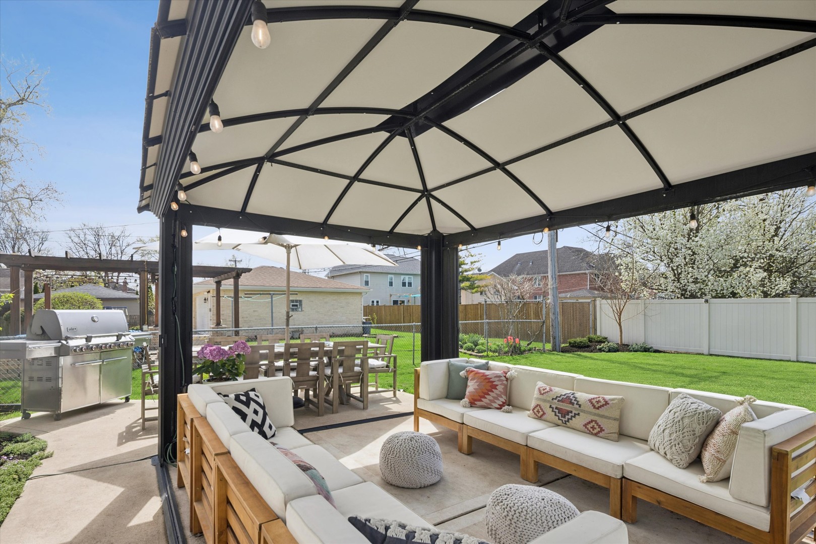 650 N West Avenue, Elmhurst, IL 60126