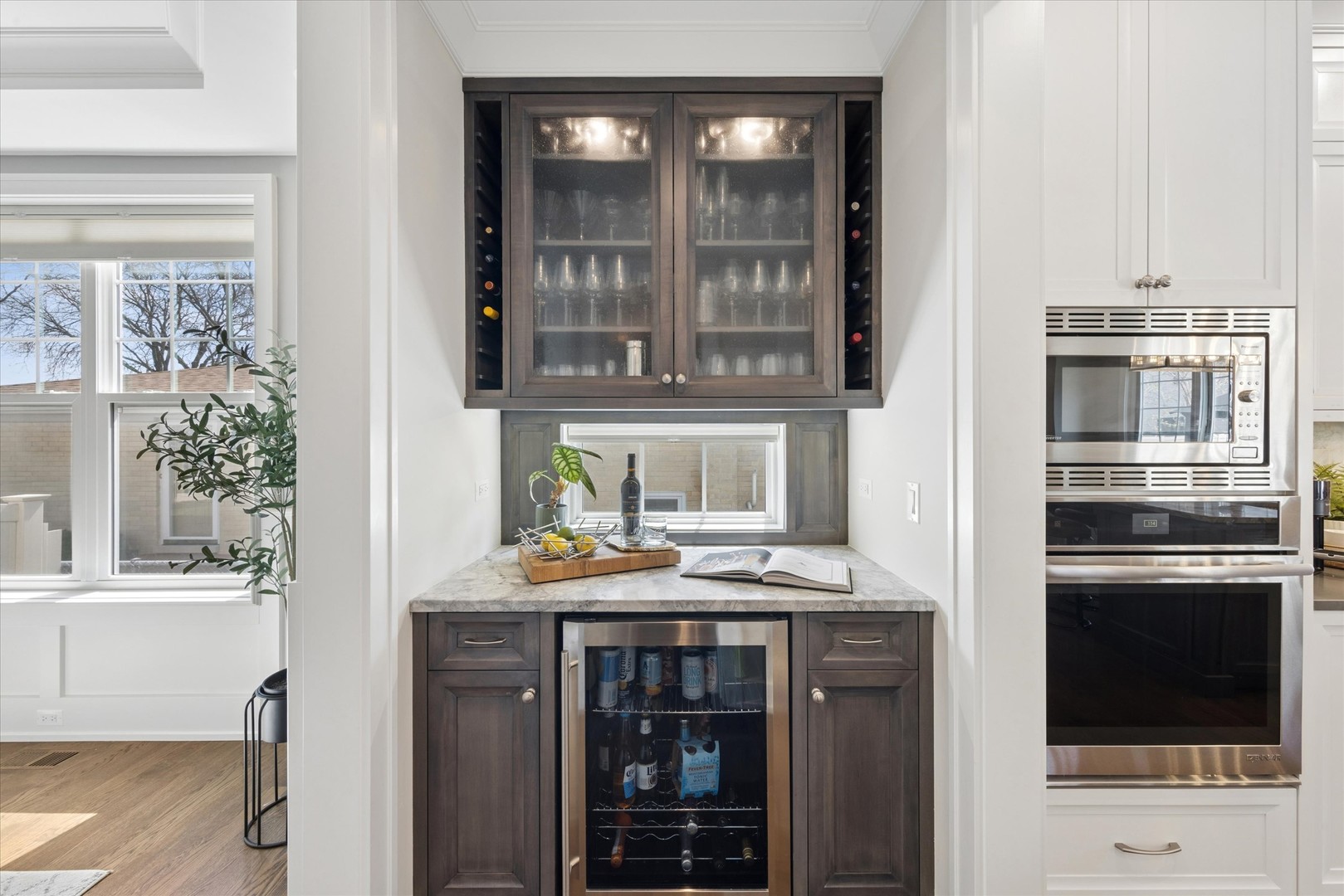 650 N West Avenue, Elmhurst, IL 60126