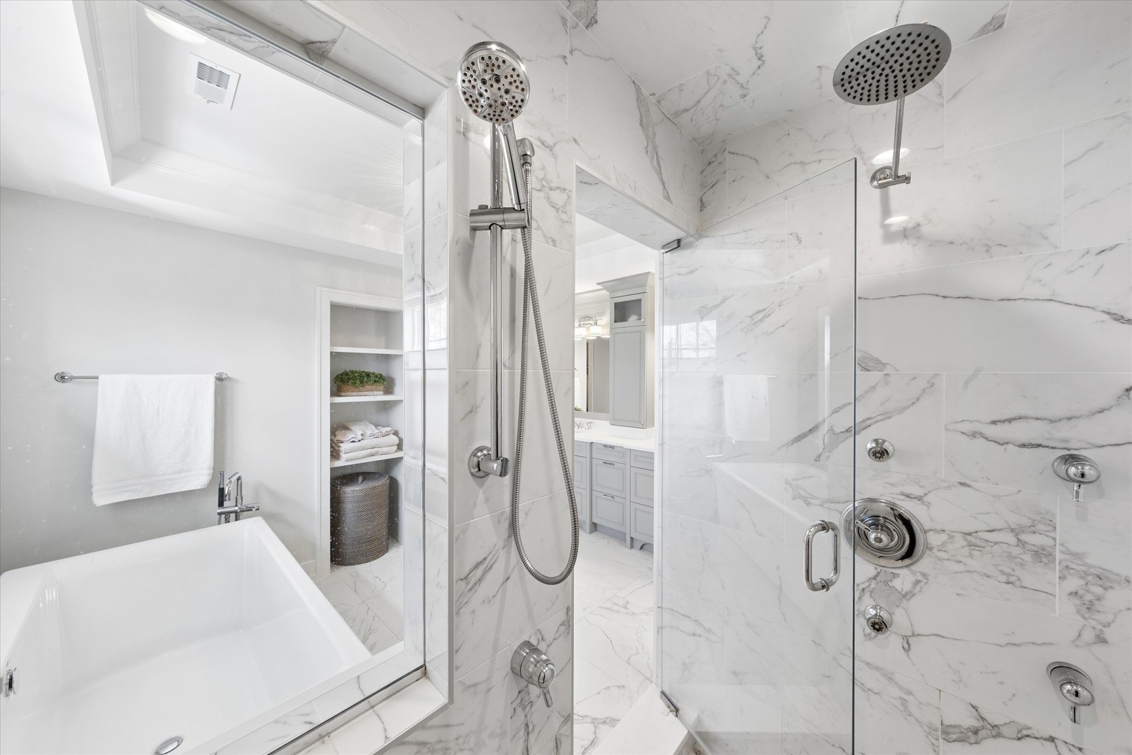 650 N West Avenue, Elmhurst, IL 60126