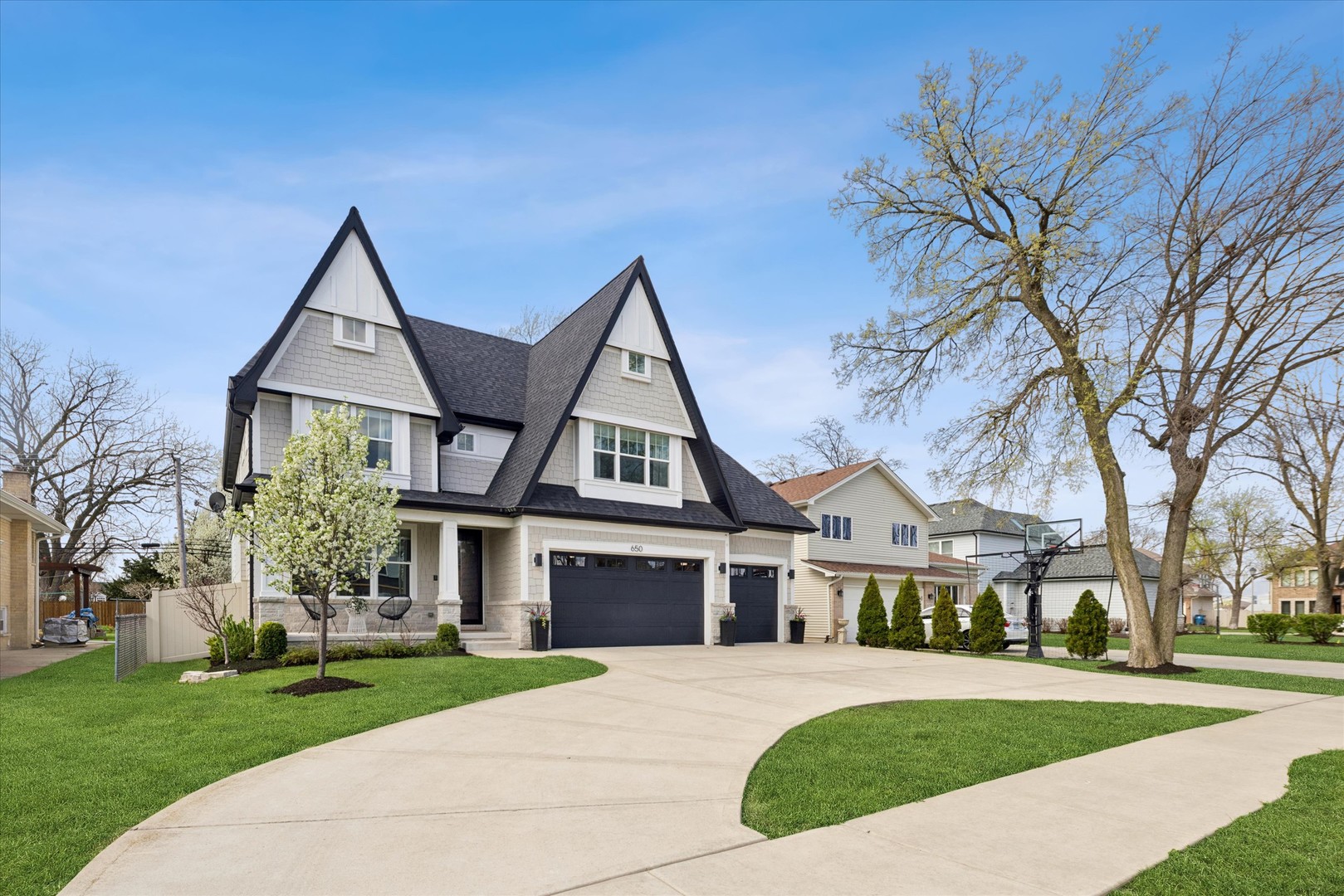 650 N West Avenue, Elmhurst, IL 60126